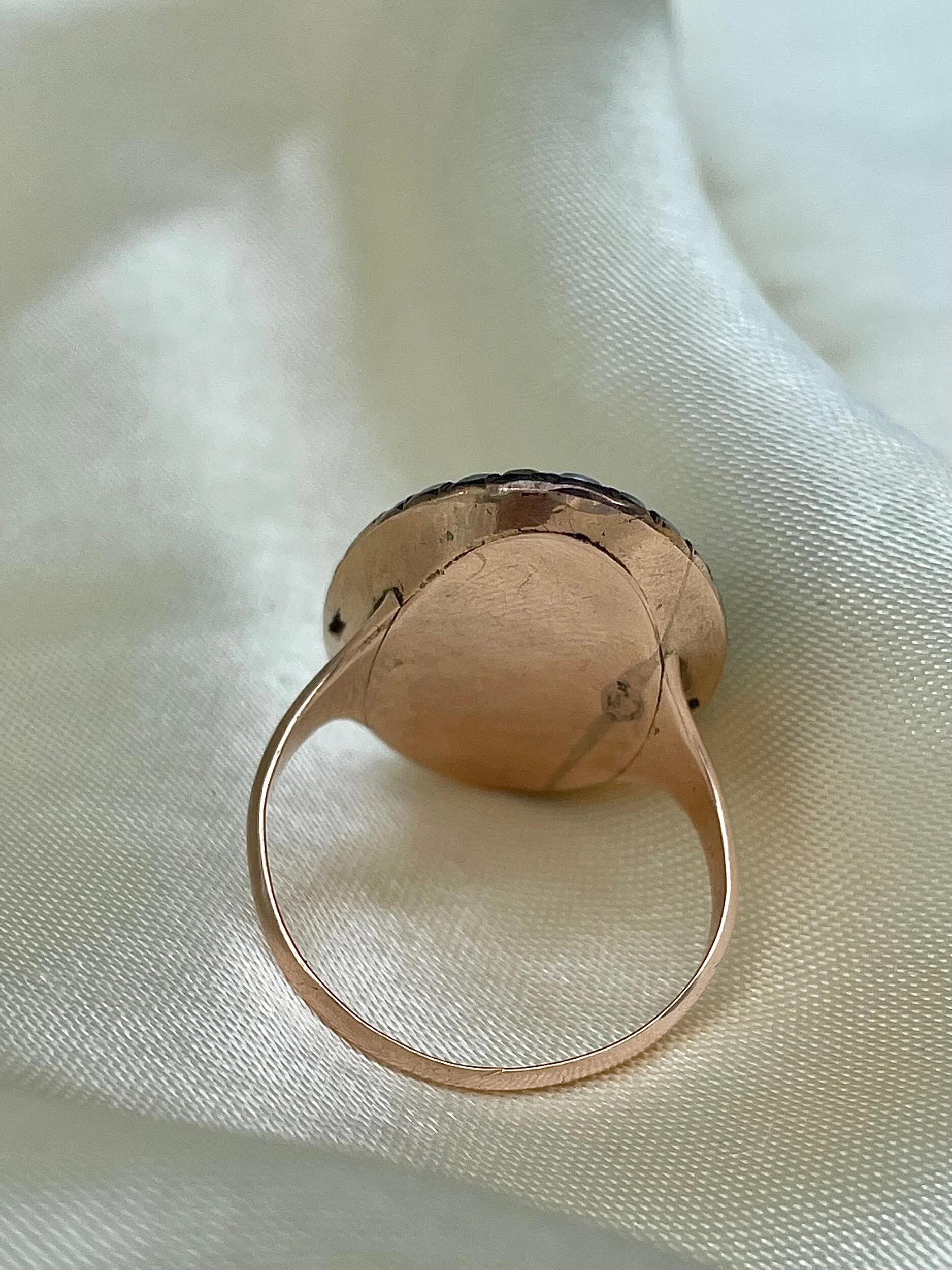 AEDCC2E9-0990-49DB-AA58-E3BB5FC2E3C6