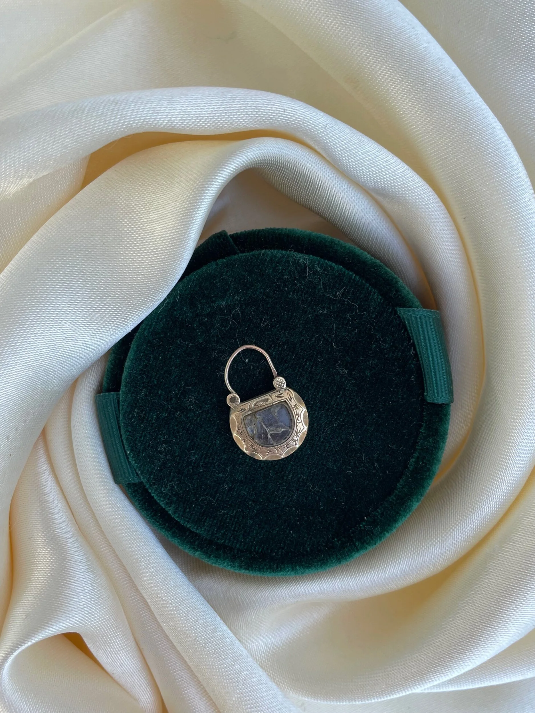 11943E0A-F597-4195-846B-4F95B7ABA403