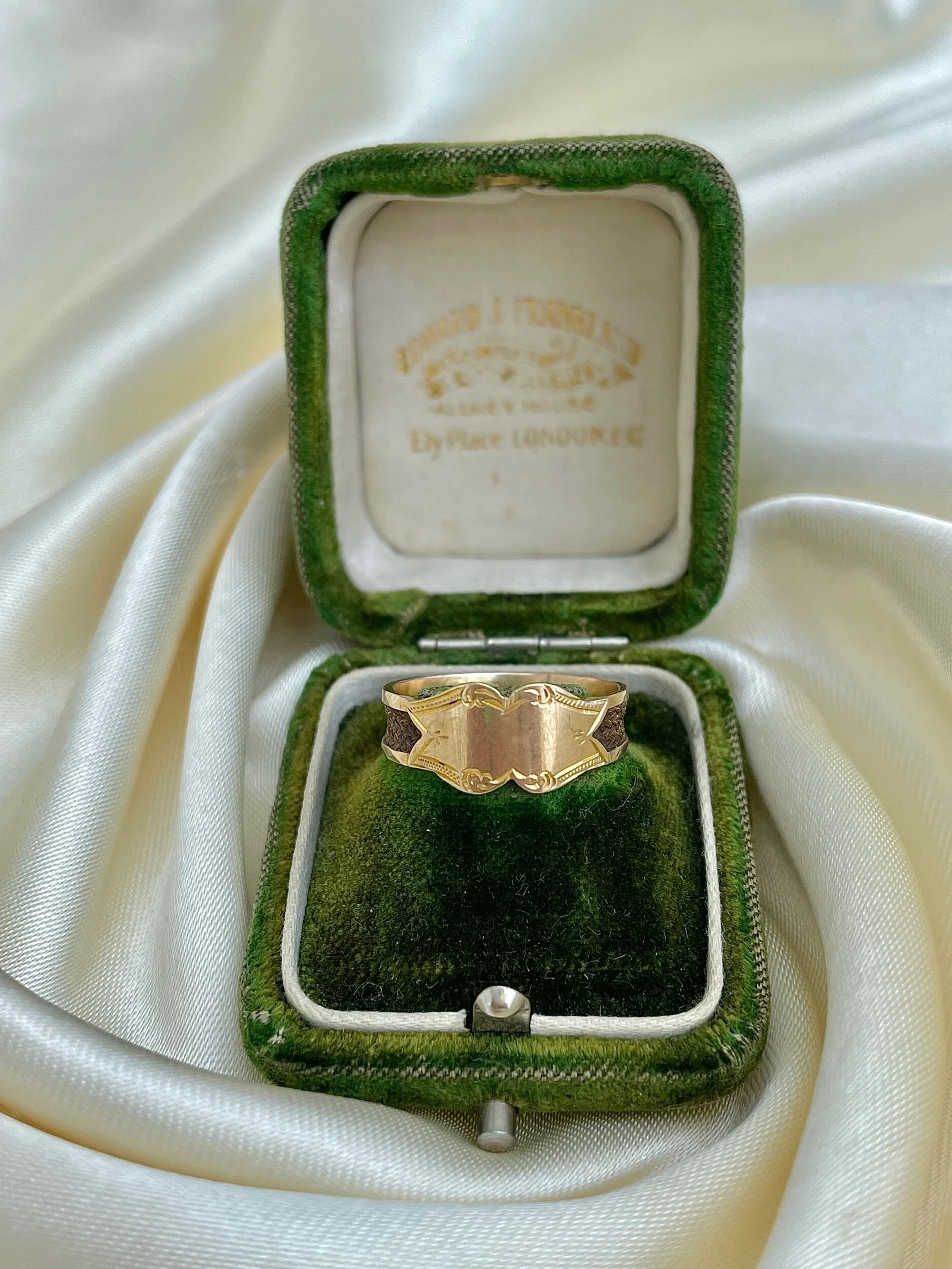 D455253E-BDEA-4860-AA1C-F2F901A041C8