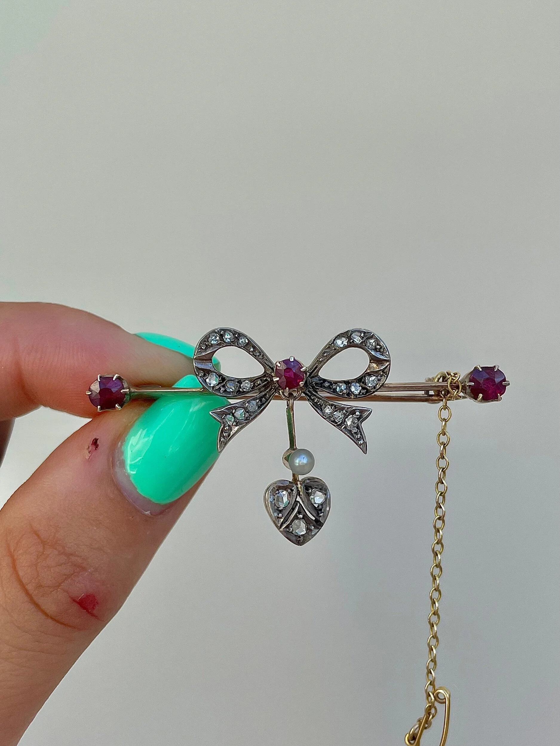 15DD037D-8D1A-4EFC-ACCE-23E770112D61