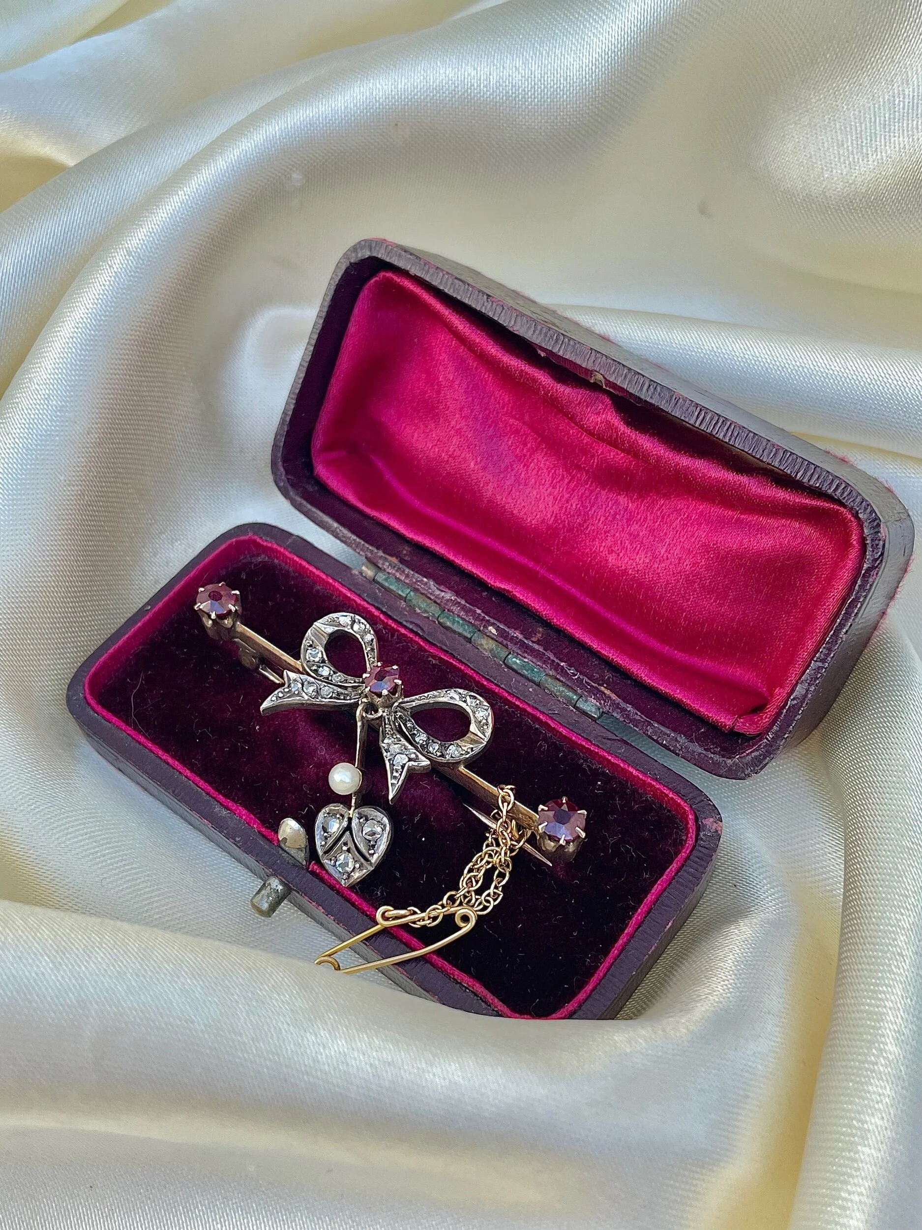 E7DFD6E9-6519-49C2-850A-D5B94DBFCA9D