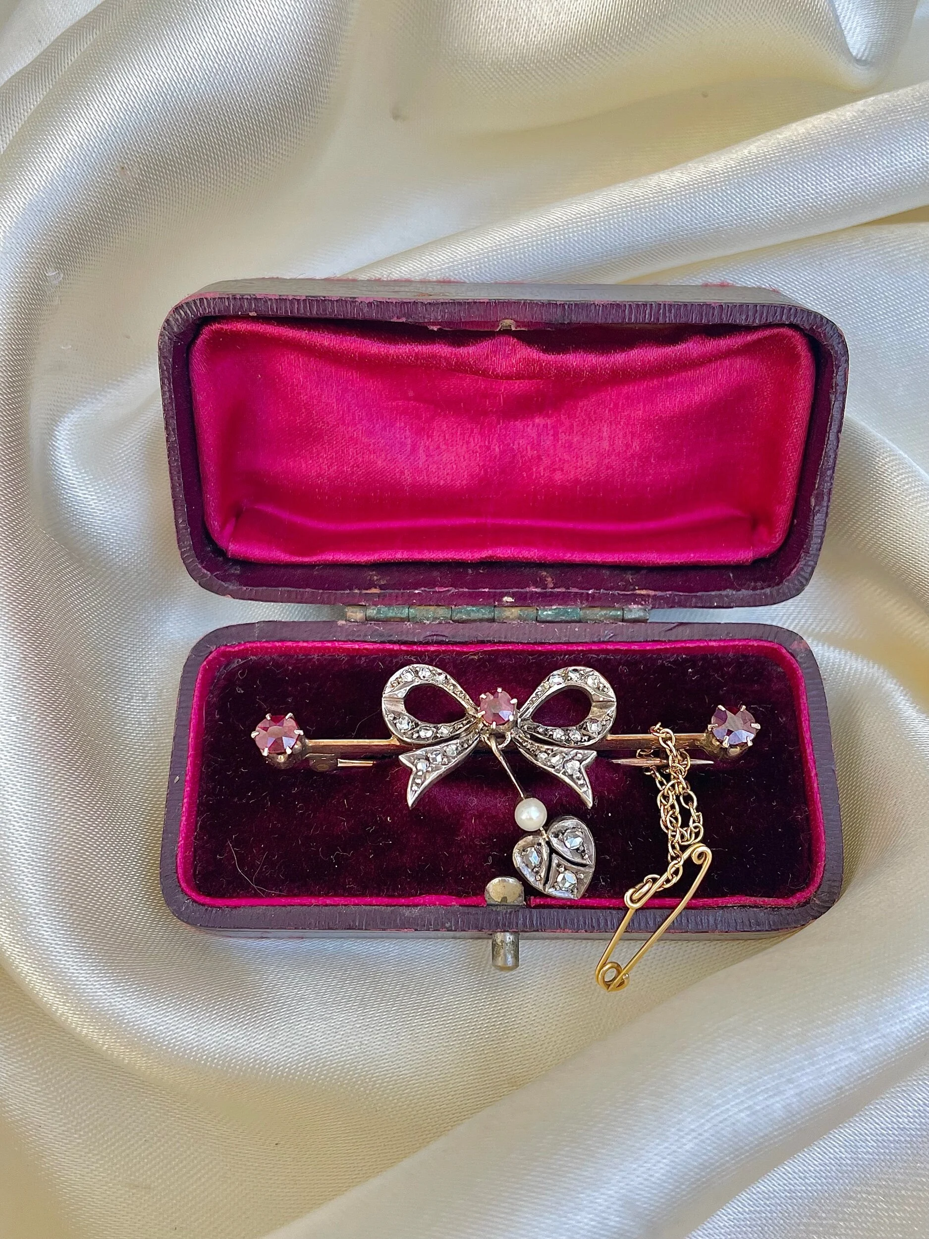 34736AF2-5263-4BB1-9FD7-B9FF5DFD21B5