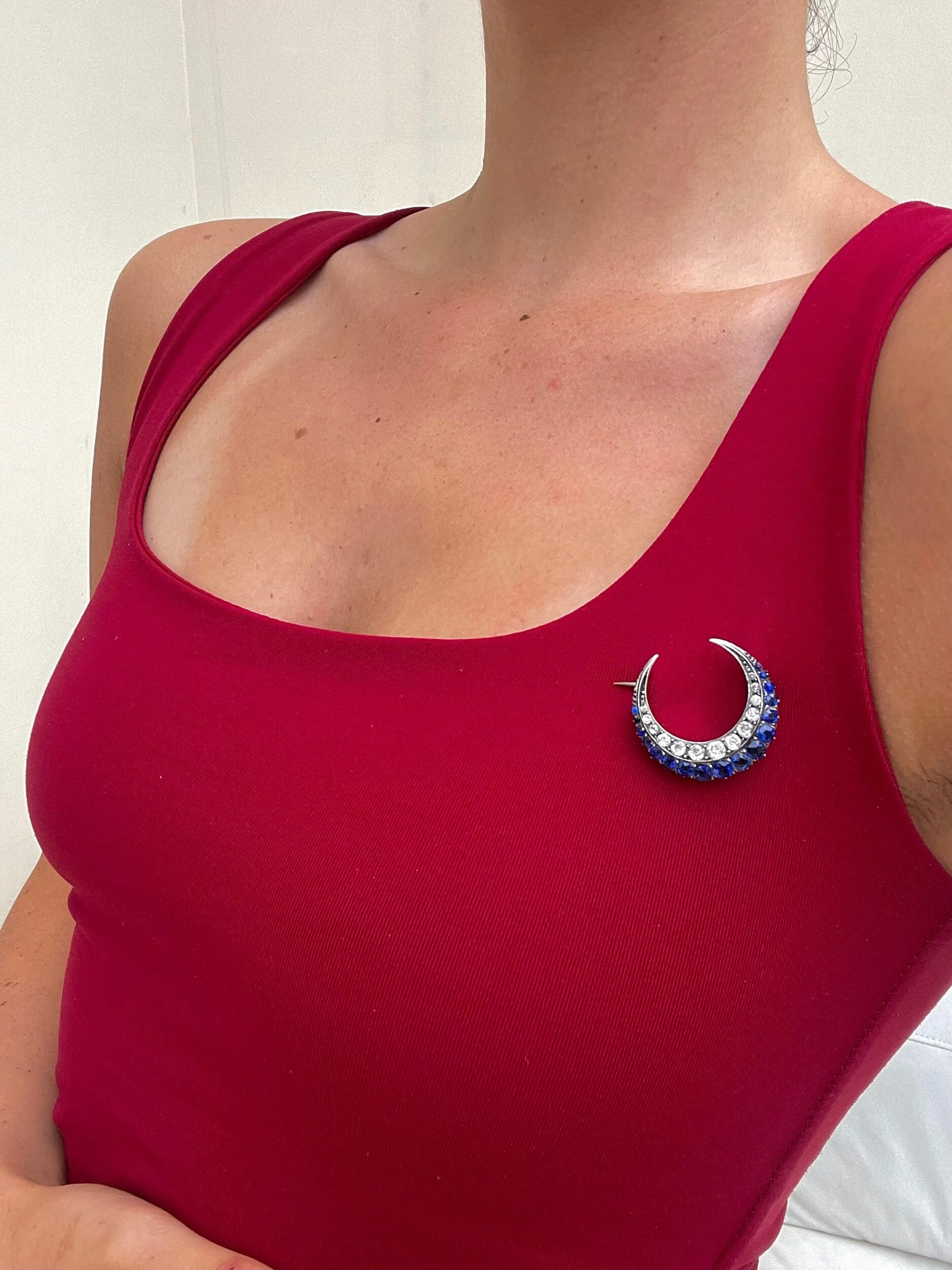 A843E484-6A67-403A-B2BC-436B6DF8B847