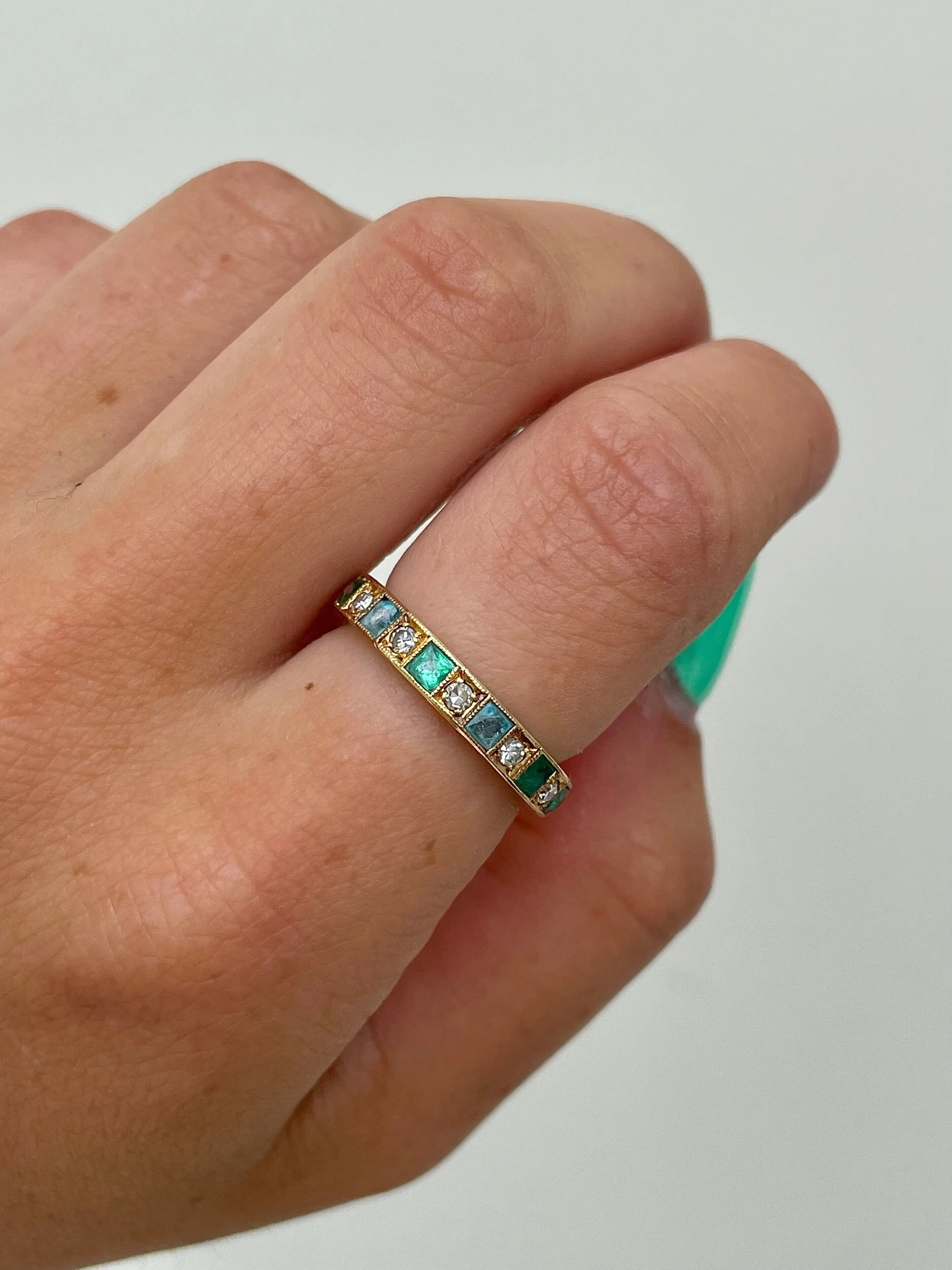 124BC8EC-2B67-4BF7-AD32-C9A7FF38A22D