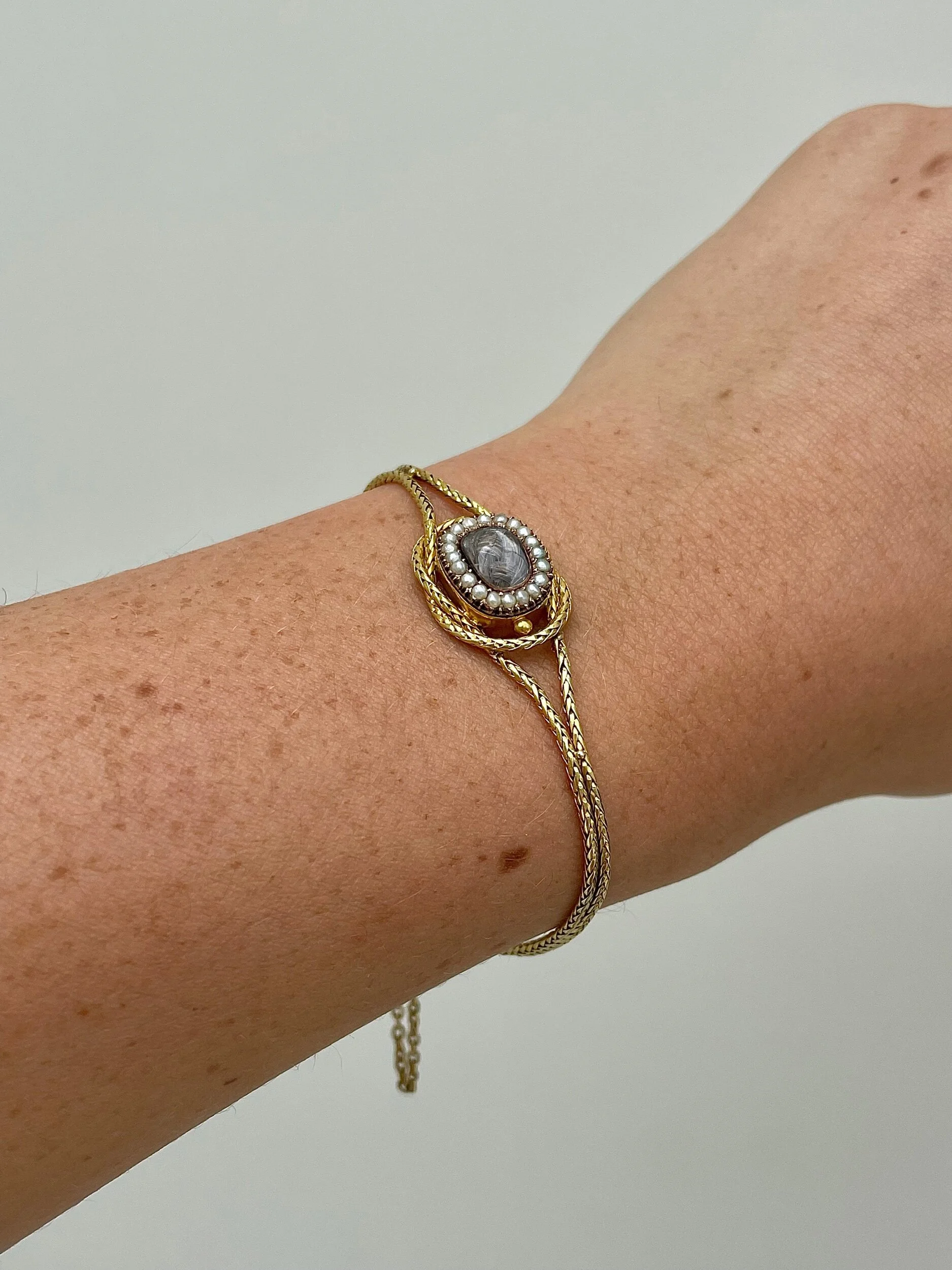 94697440-002E-4C28-8FA2-93AA9AEFCD7E