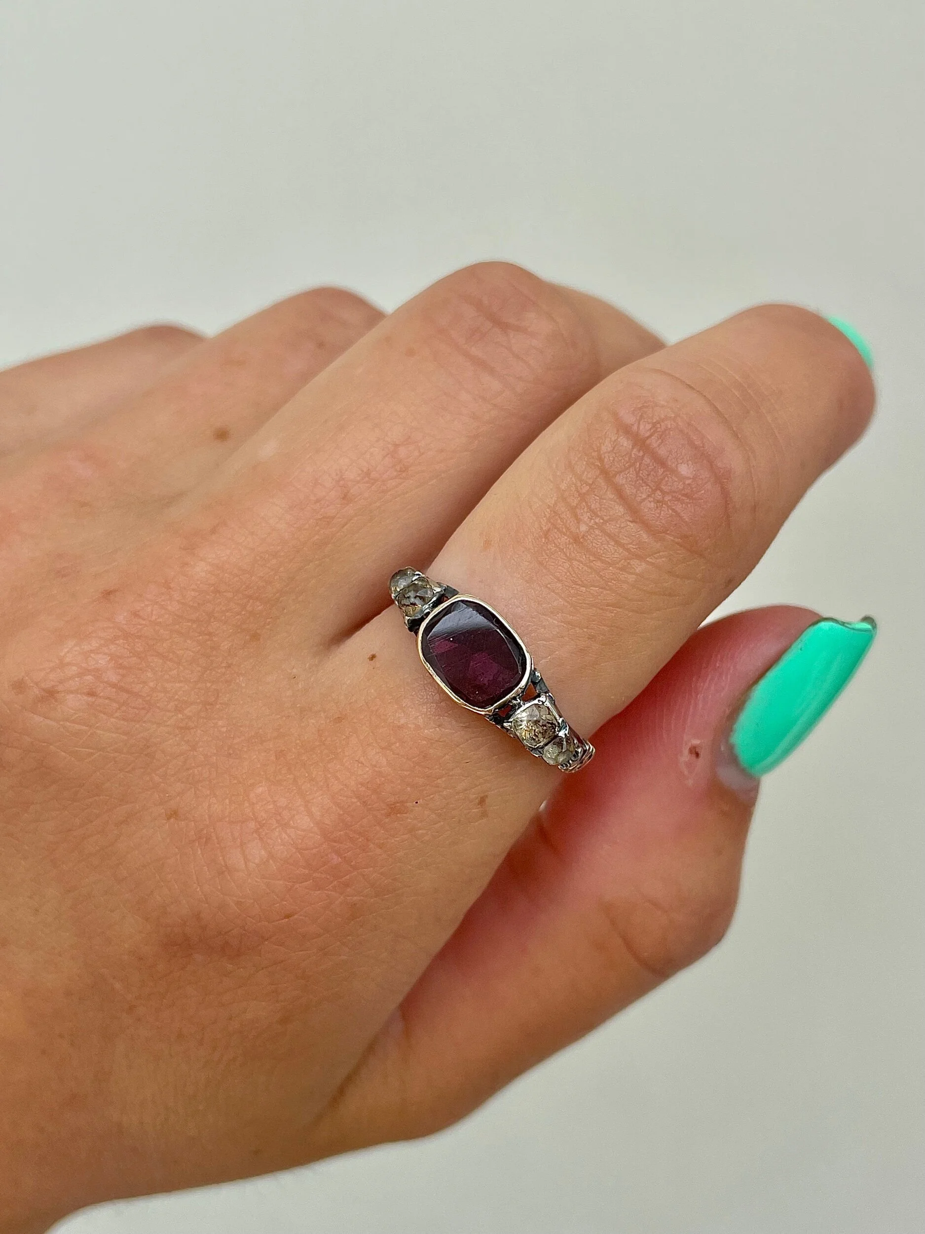 DFDC5094-6F80-44BC-ADCD-5CD3208CE09D