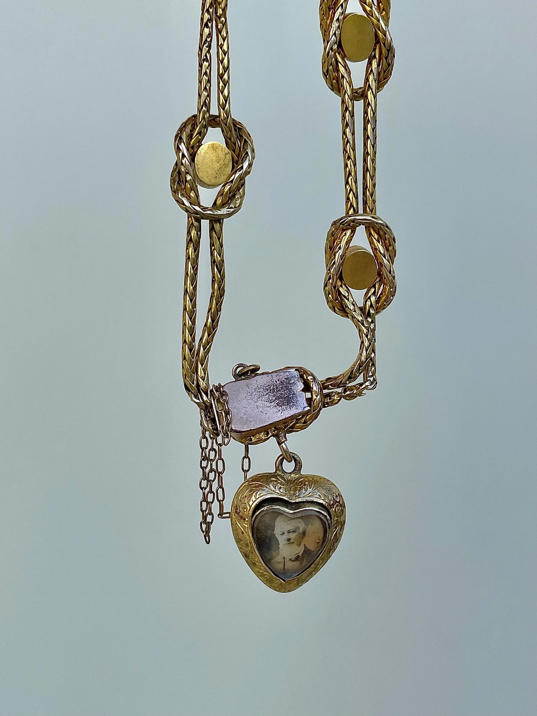 4ABF6330-EDC2-44B6-ABF2-CA8FAC395064