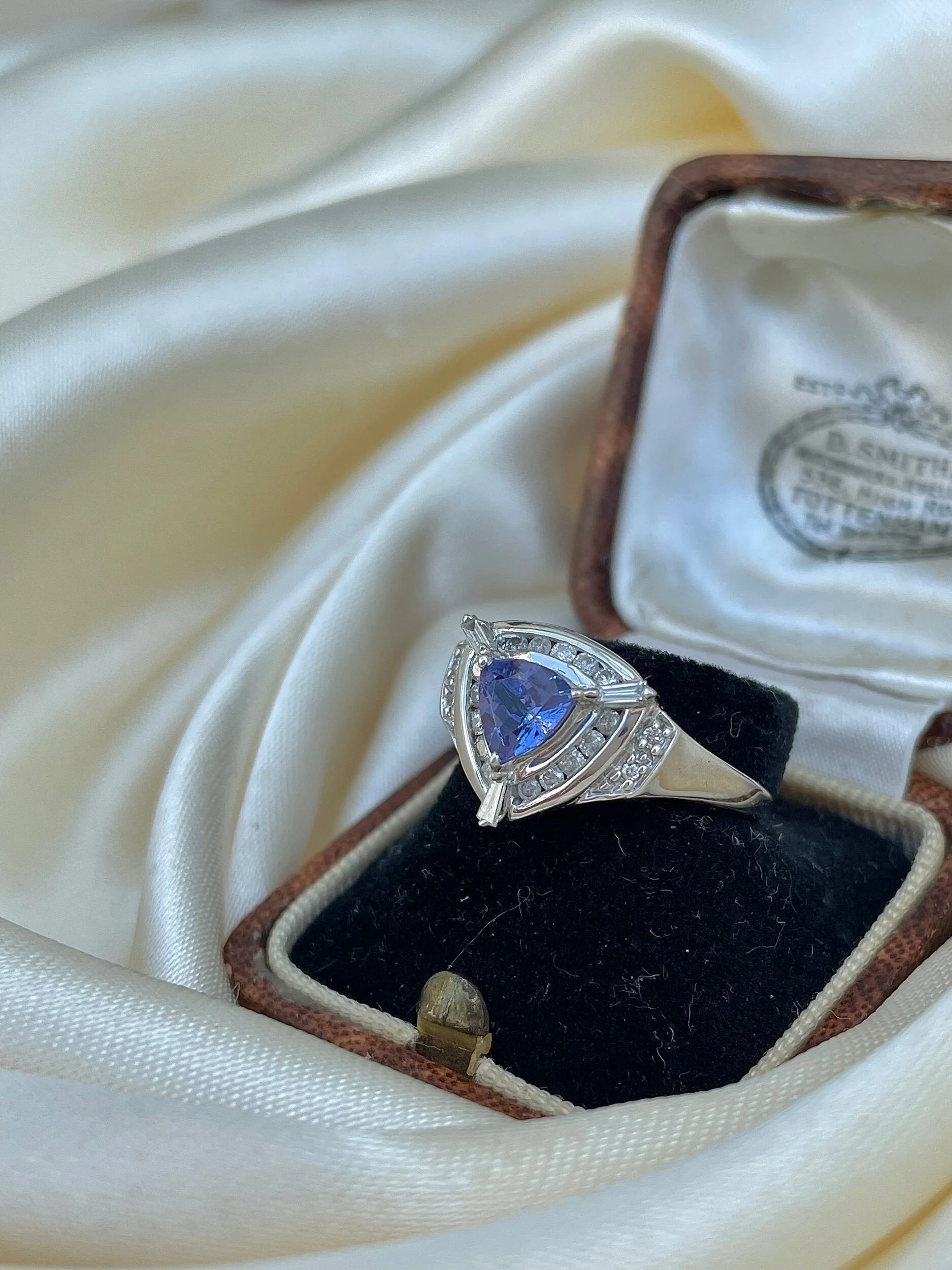 AE422009-164E-45D7-BB3E-9A5795BC6A03