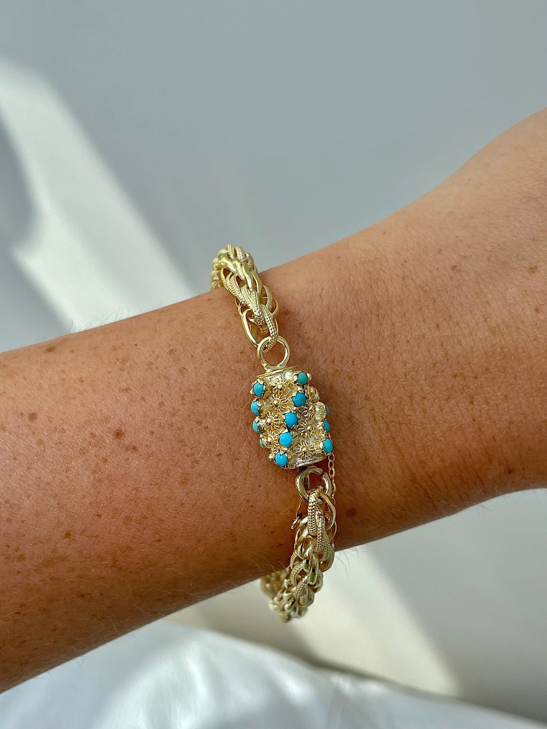 607FD952-AF57-46E8-AF03-568C3D477245