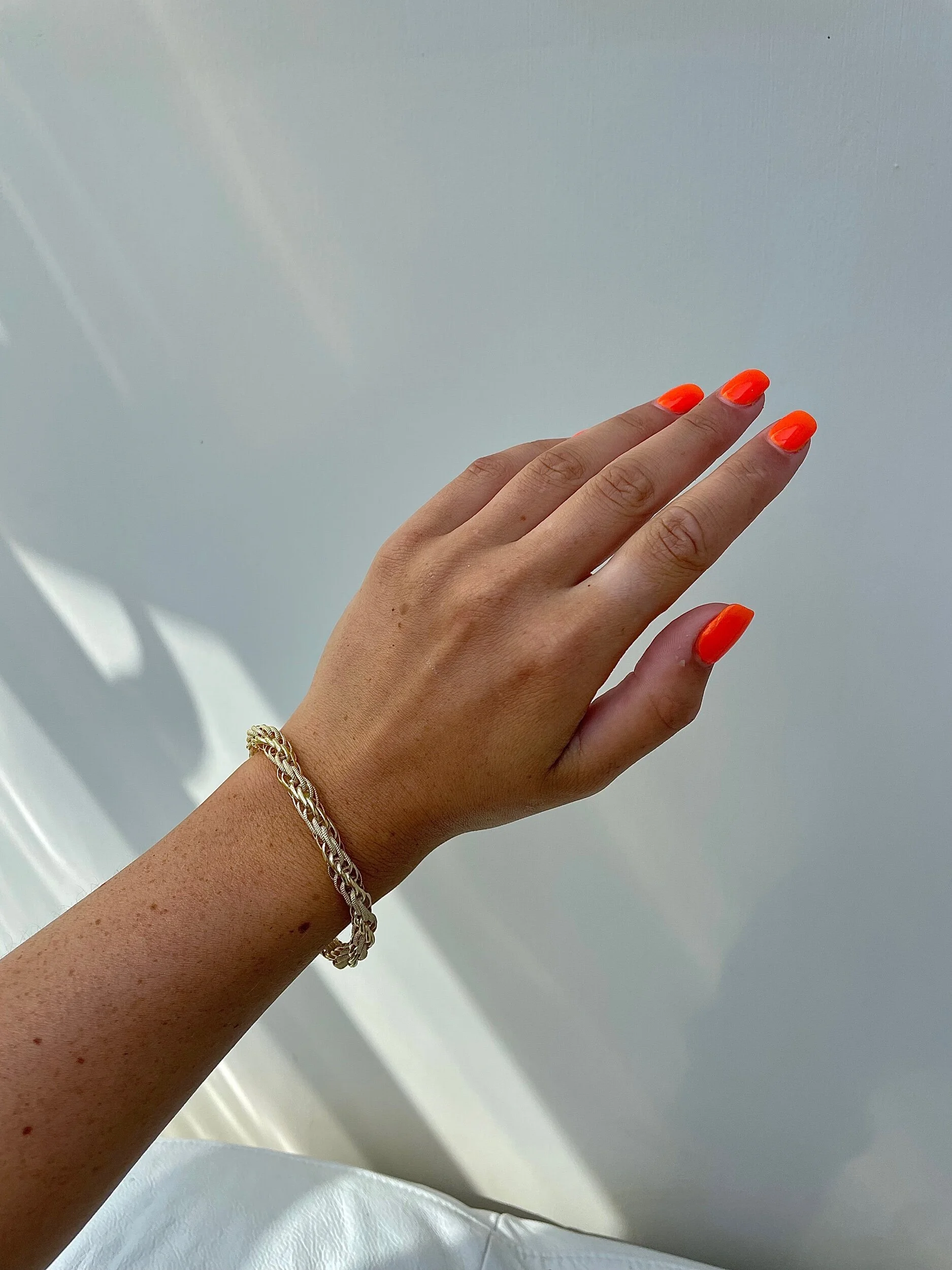 0FD37D93-1C3C-44F9-85B1-526EC52724FC