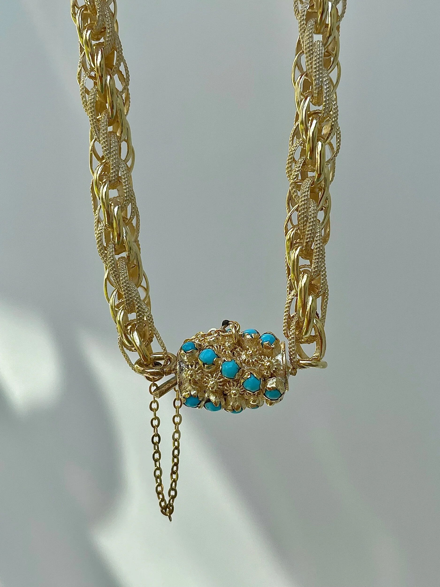 740E9653-5D26-4BE3-9392-0CDB2056D03B