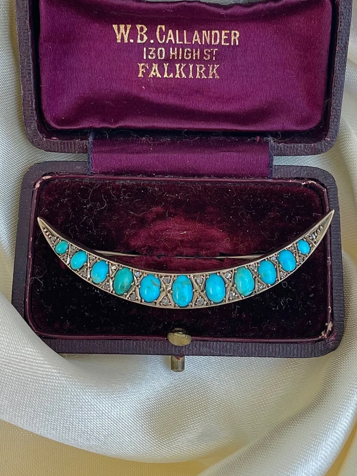 4E62B21B-BF19-4613-A2F9-97DA15F18B21