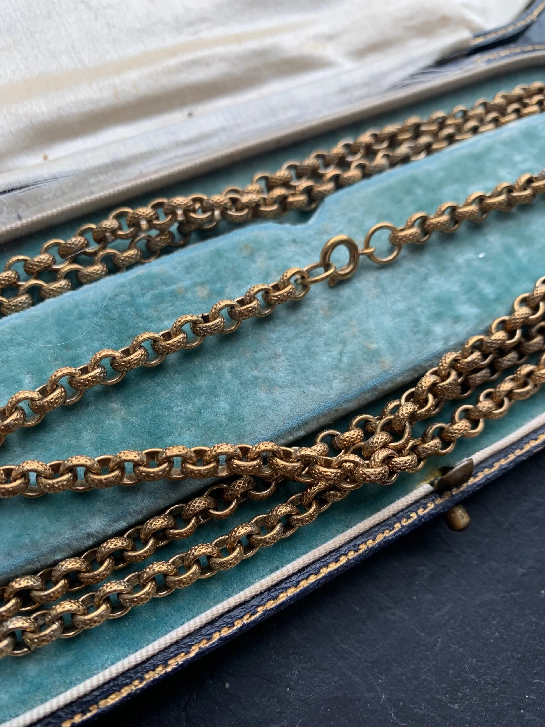 3192B0C6-7C40-40CC-BBAA-3552A00FCC65