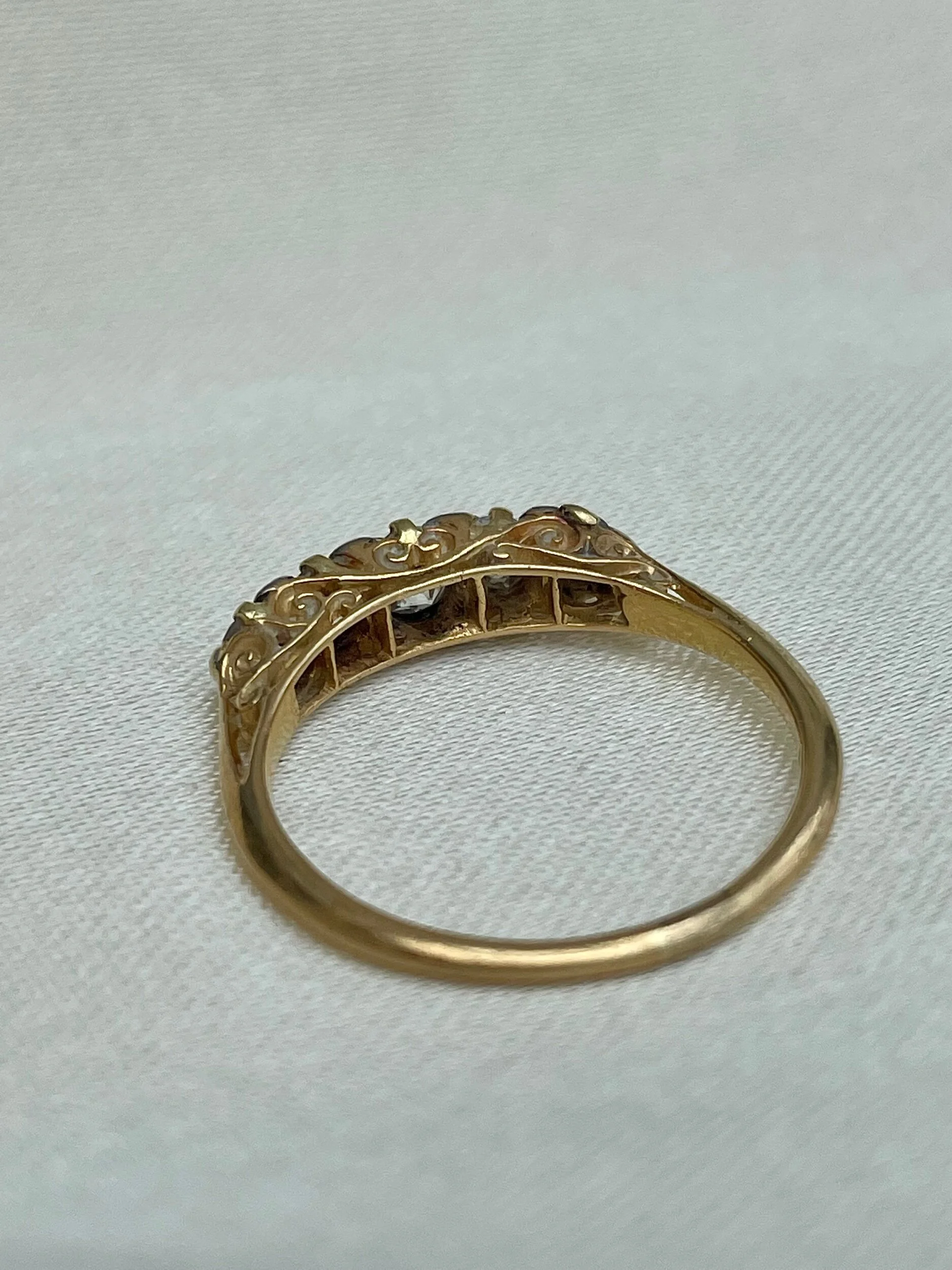 37574840-DD50-45A6-8C6F-5778430E4D25