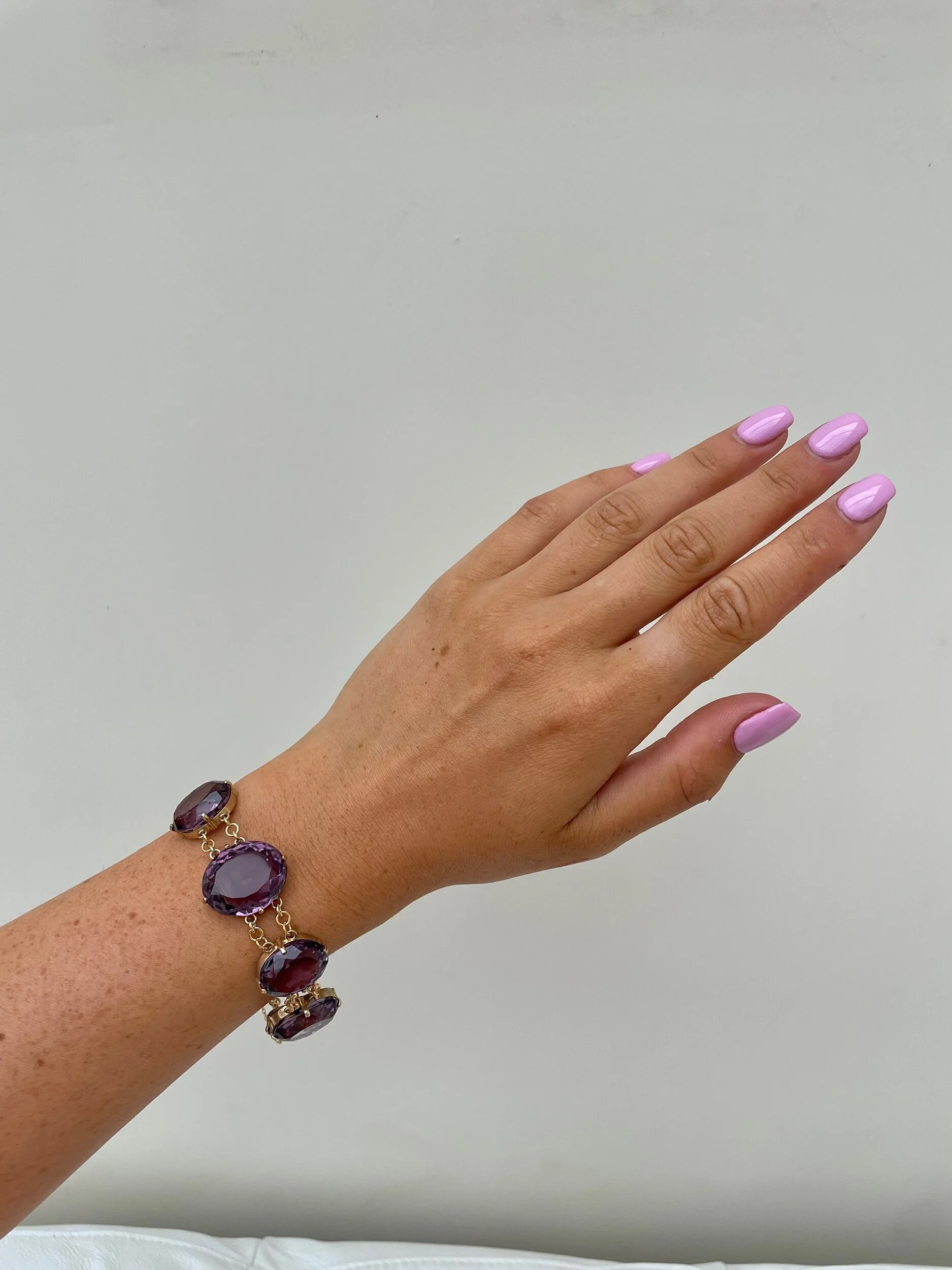 7D7ABEF3-0A77-4E89-9761-1E77378E149A