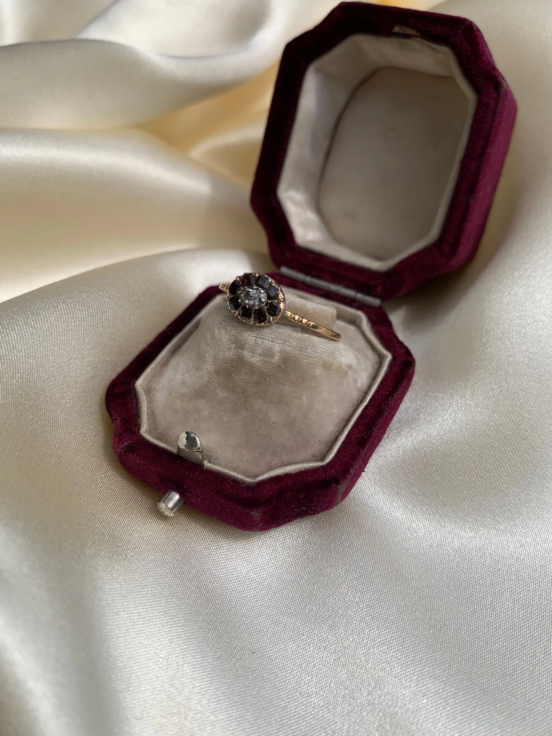 0C5C03FD-8EE1-4DEE-AC5A-237389433660