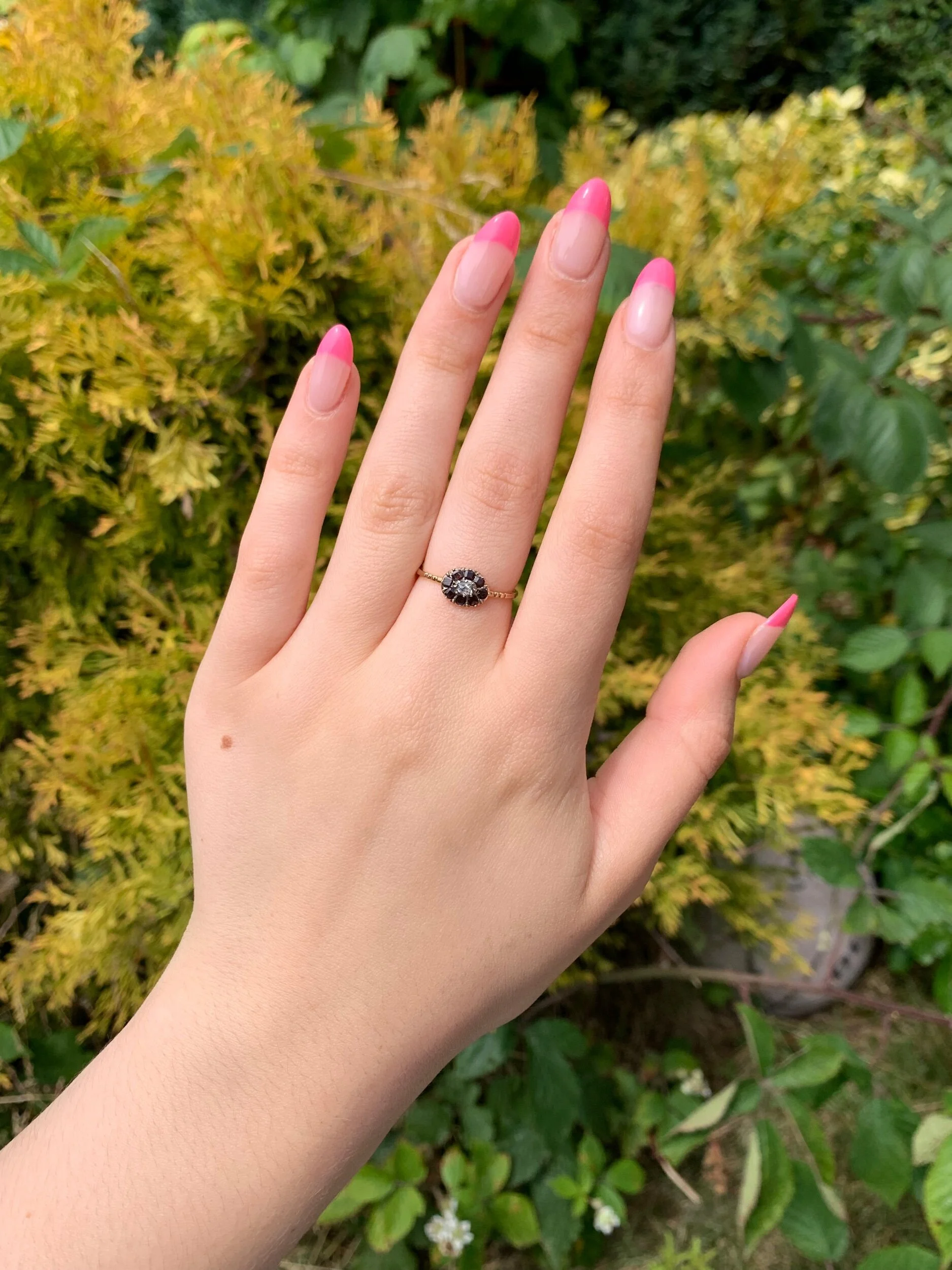 C7B7EF41-D51C-4203-9852-3A1BFF4D698B