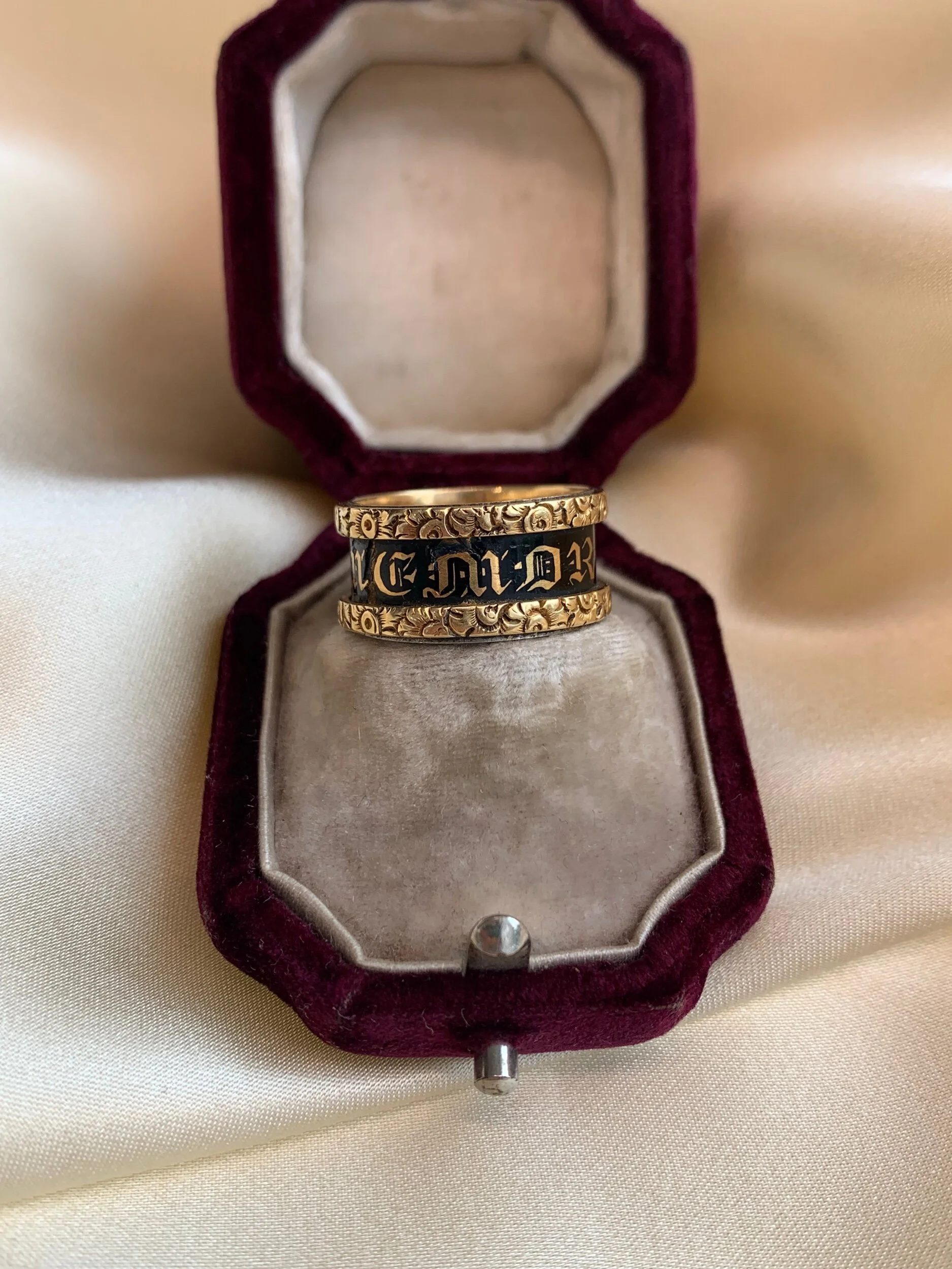 E41C7395-25B5-469F-BA2A-C47F94726099