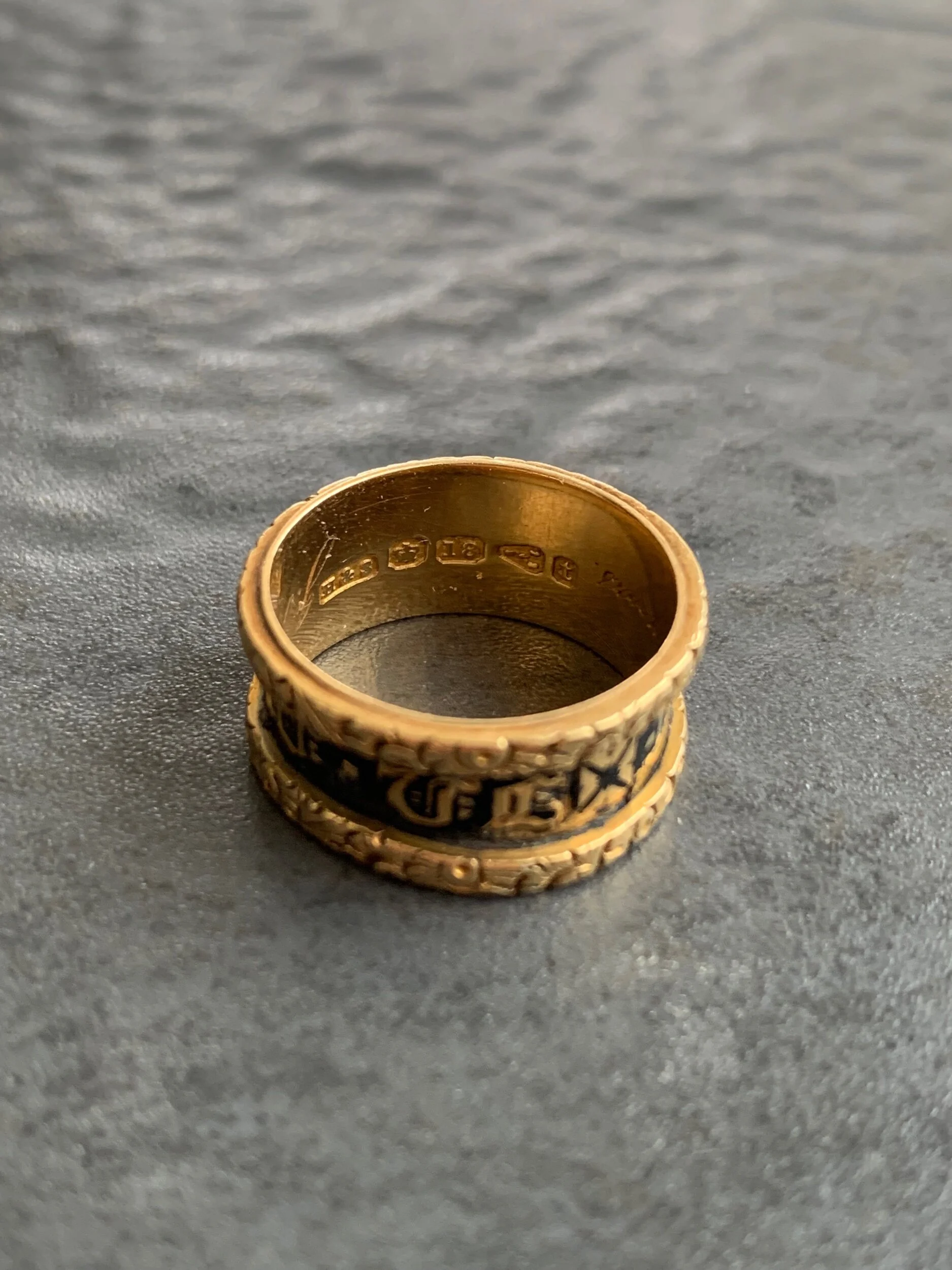 30FE1833-EDA4-44CB-A8B9-02C11B32234B