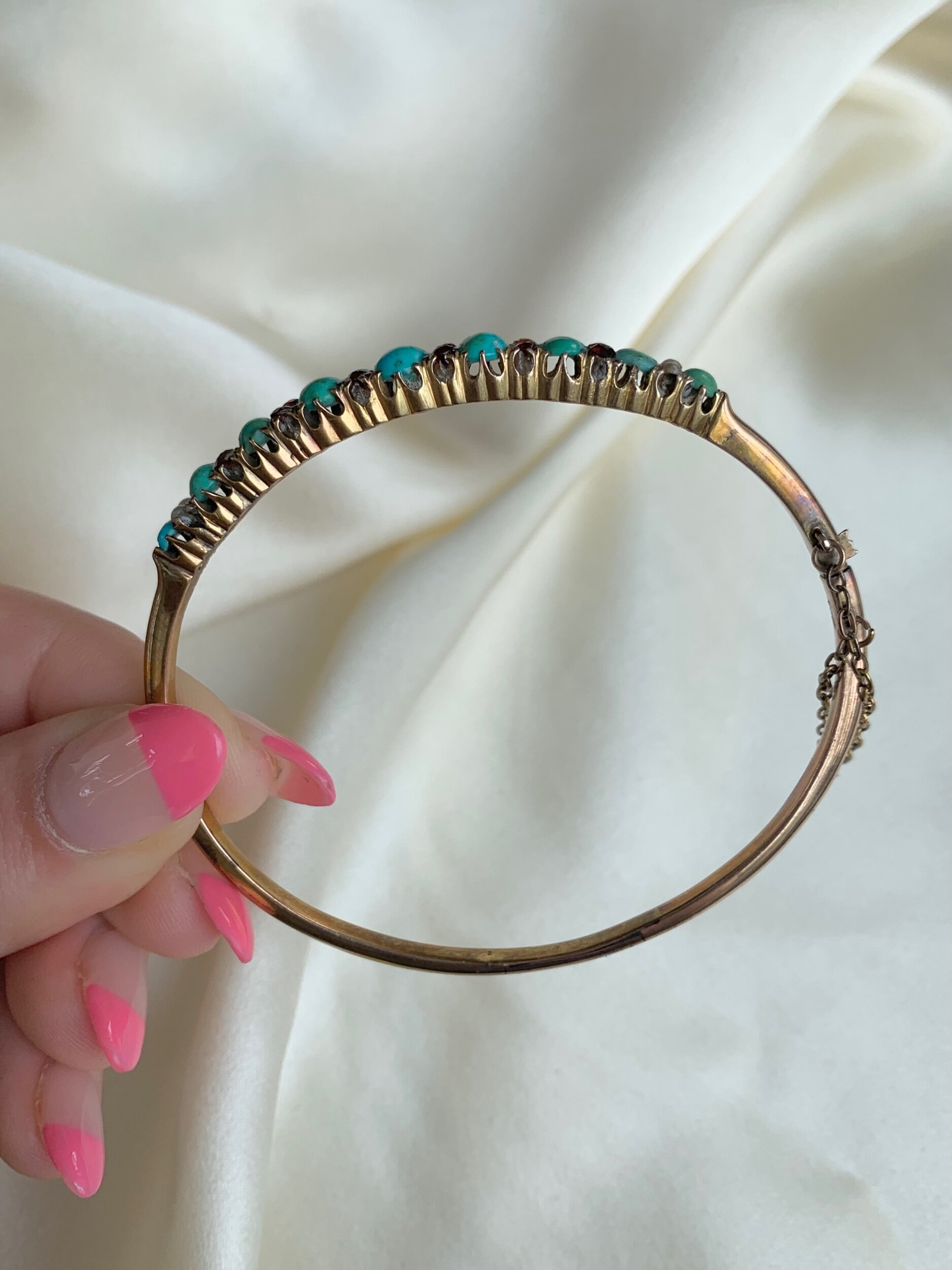 663FB5A9-B9E1-4DAC-B450-D7F975992723