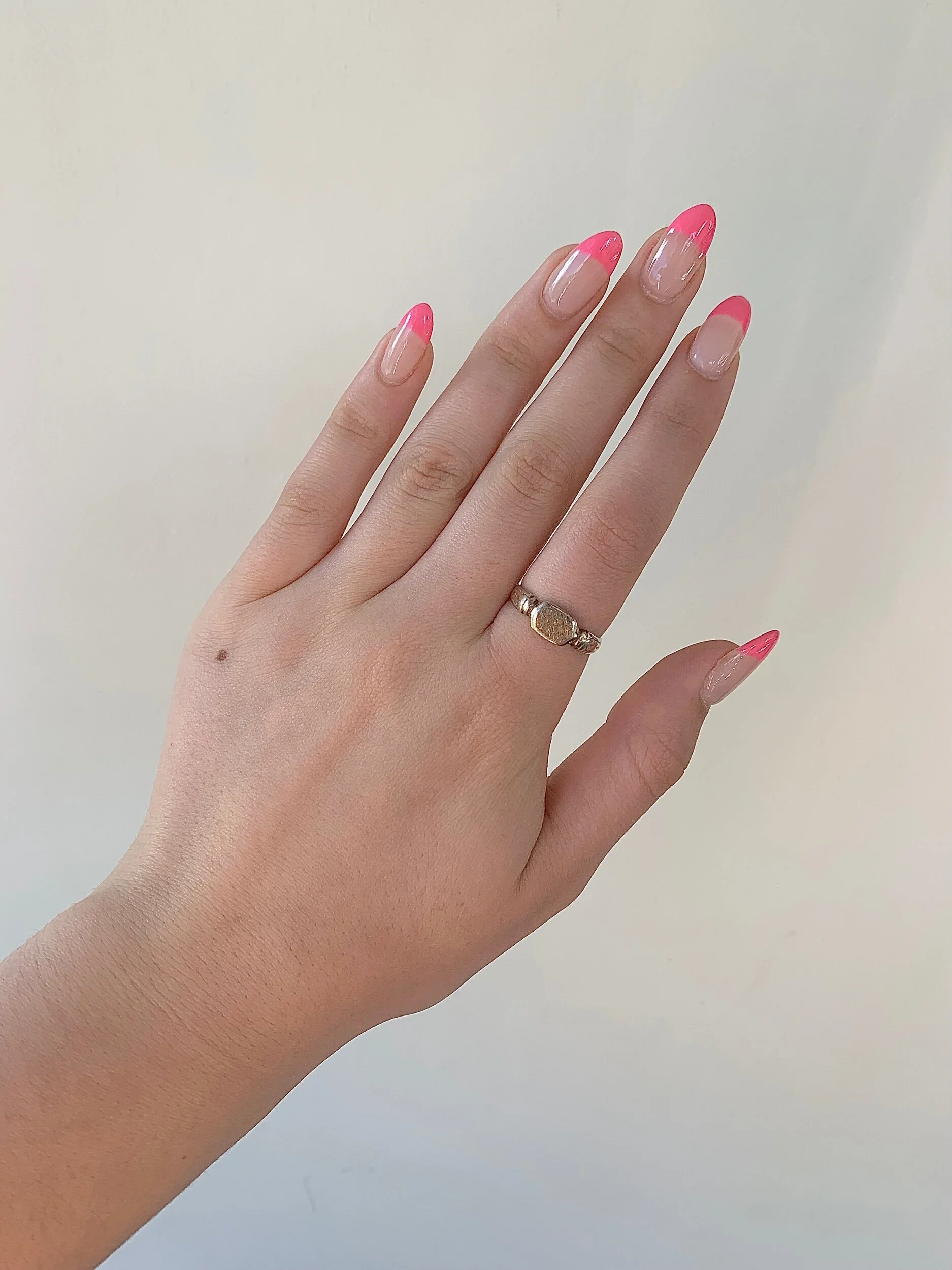 9A566C95-10D9-4B35-895C-2F8D0A4EE464