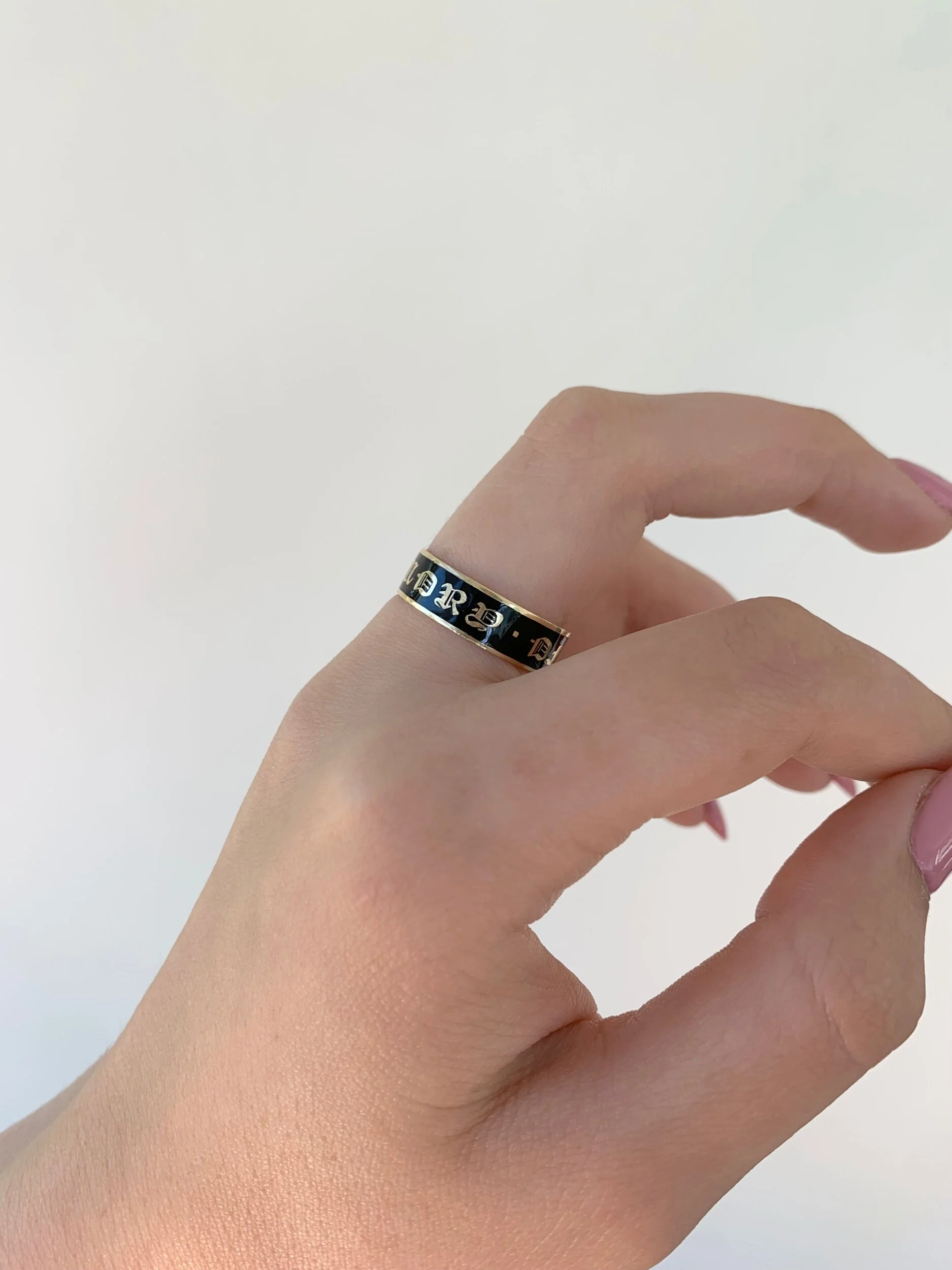 6C35934B-B83A-4A96-B572-8FD06BC92006