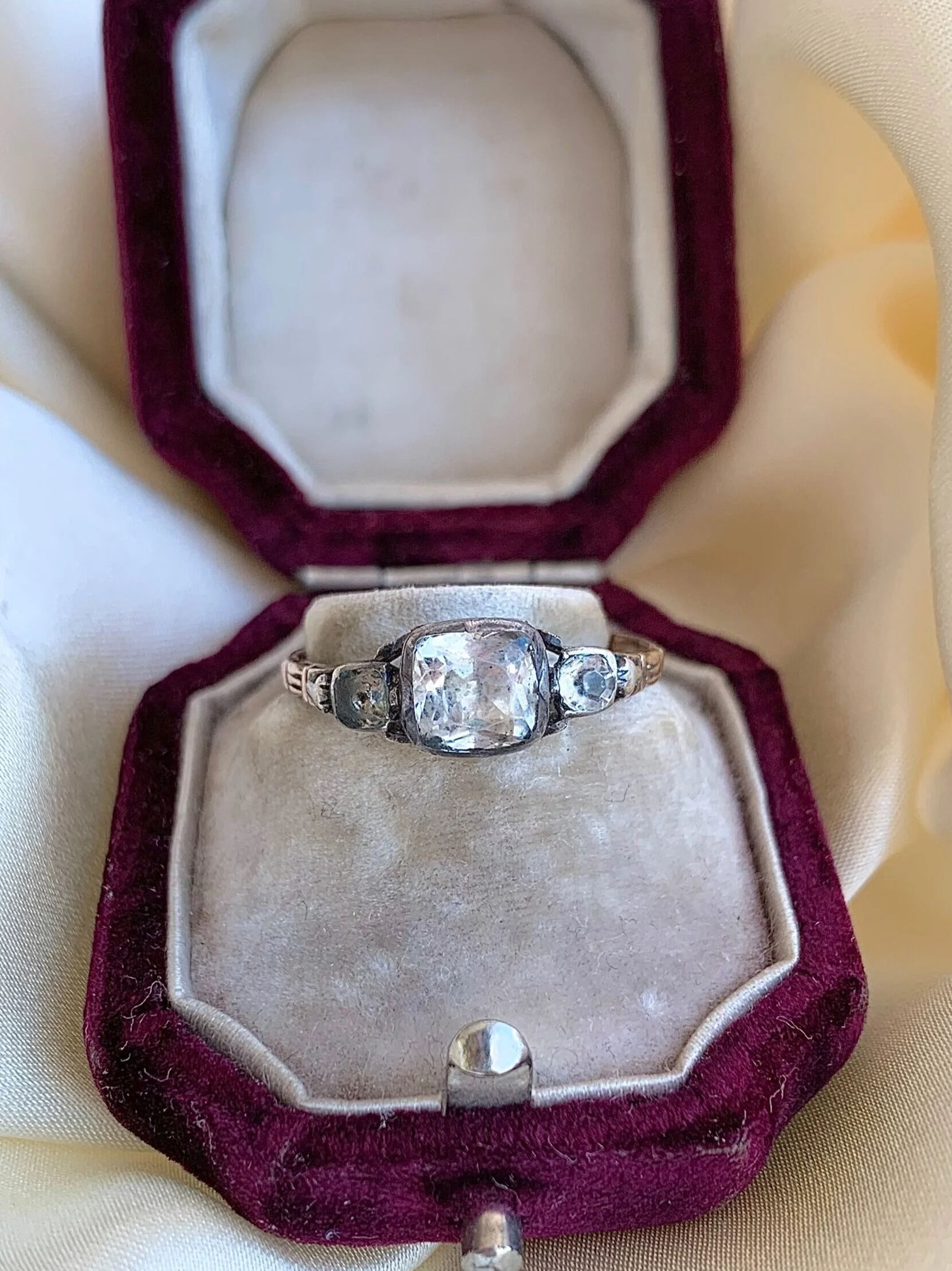 17A9E773-45B0-405E-AA1C-703E3B8D5858