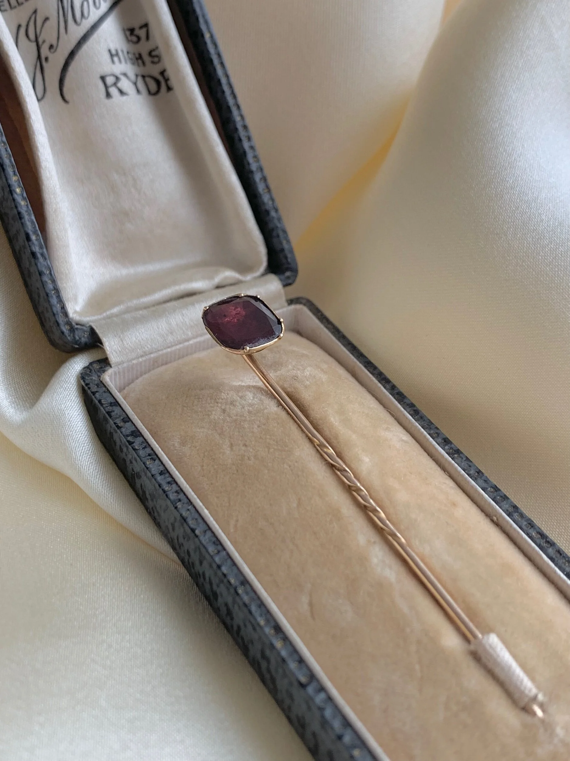 1D8DC039-D309-4A7B-98F1-F517B5BC2B03