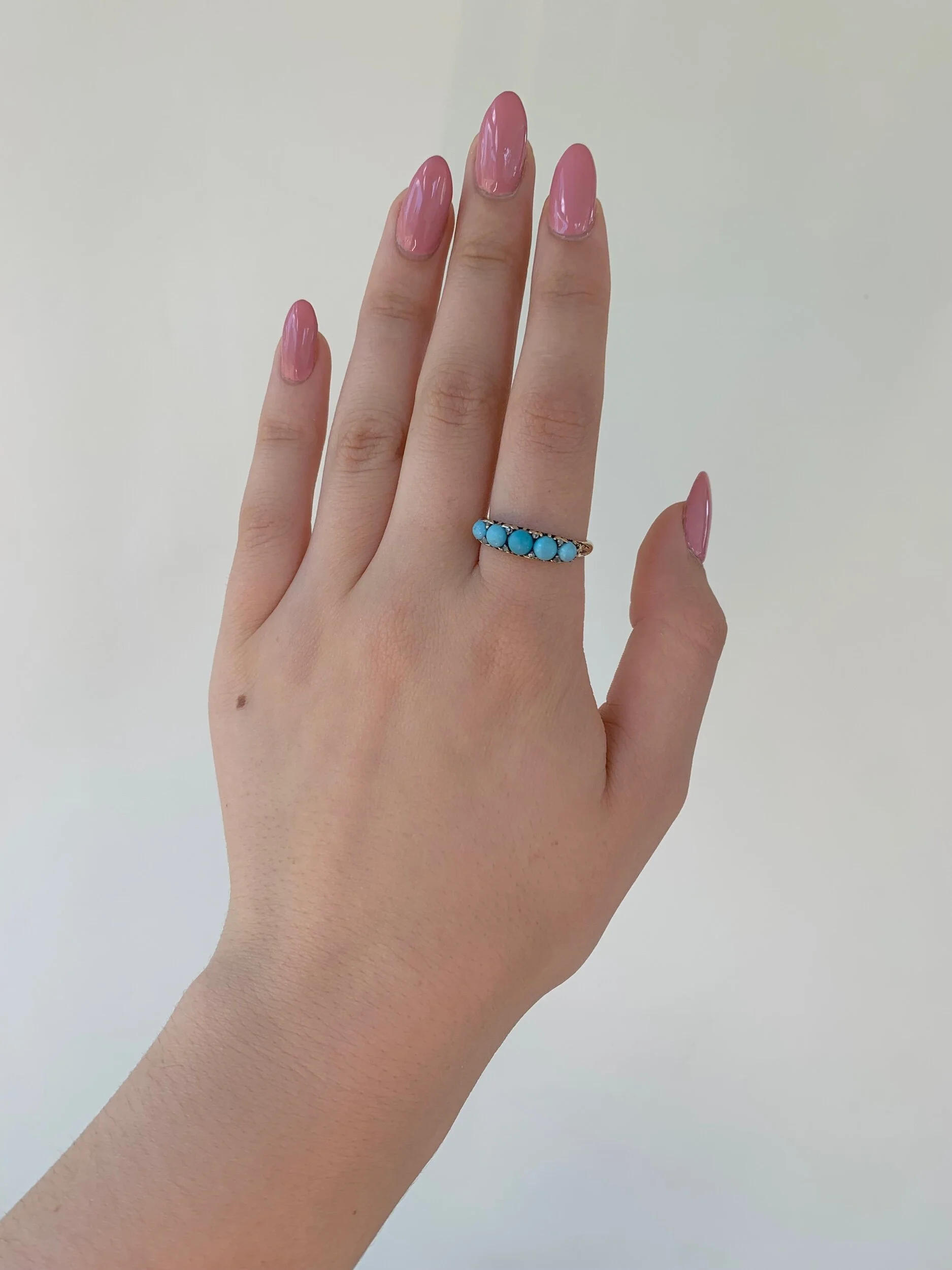 CB32EAF5-5D33-4CFB-8F01-C555C0743210