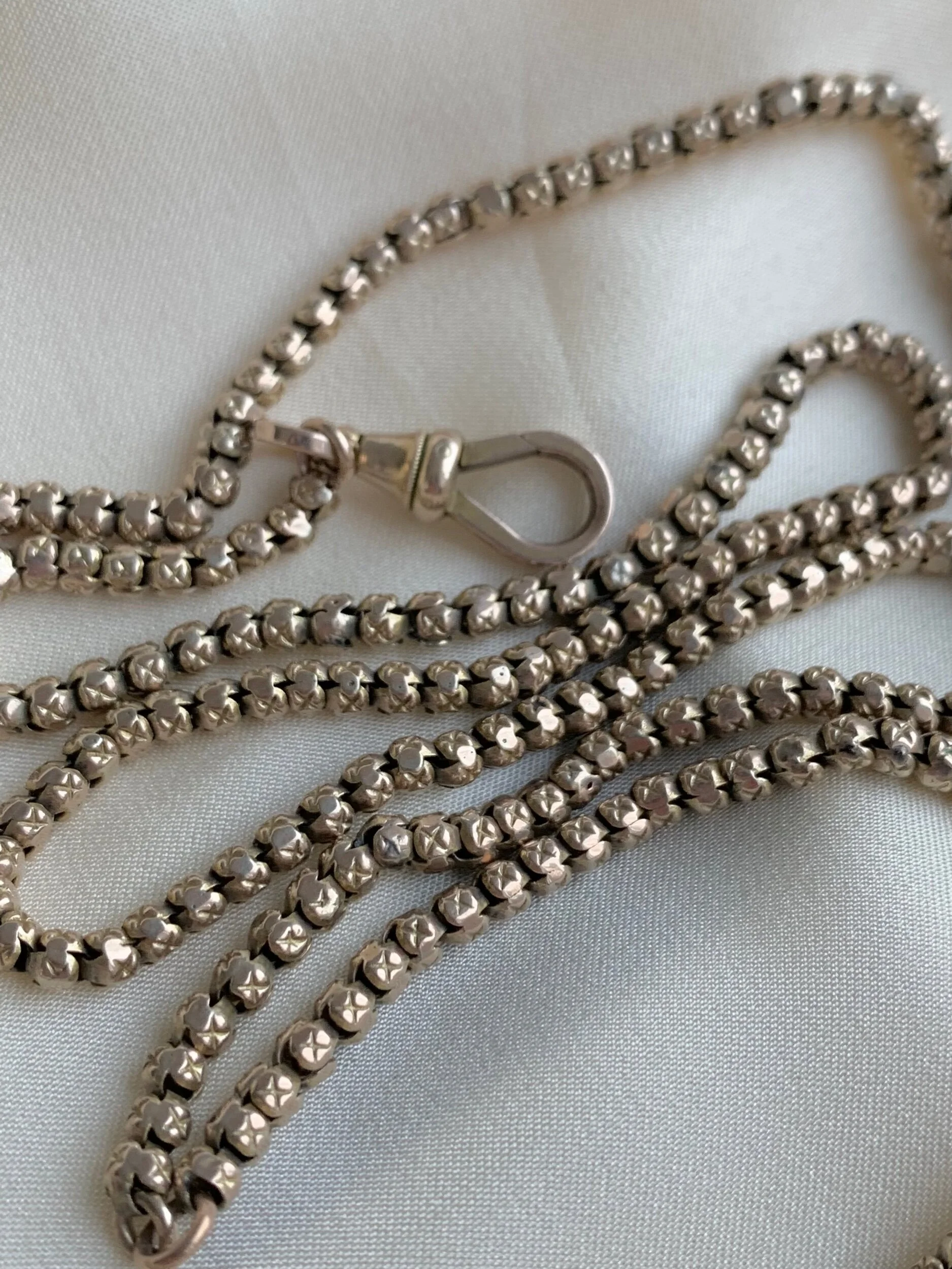 5D4FB53D-7DD1-4E2E-AD74-0EAAD0396949