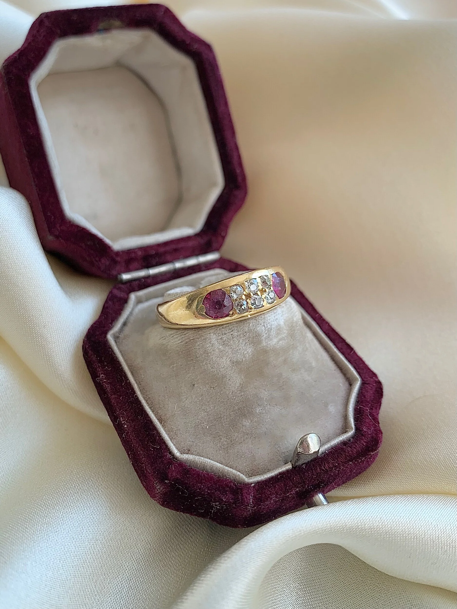 A44B12DF-21B3-4D3D-9689-9629C3CFB5DB