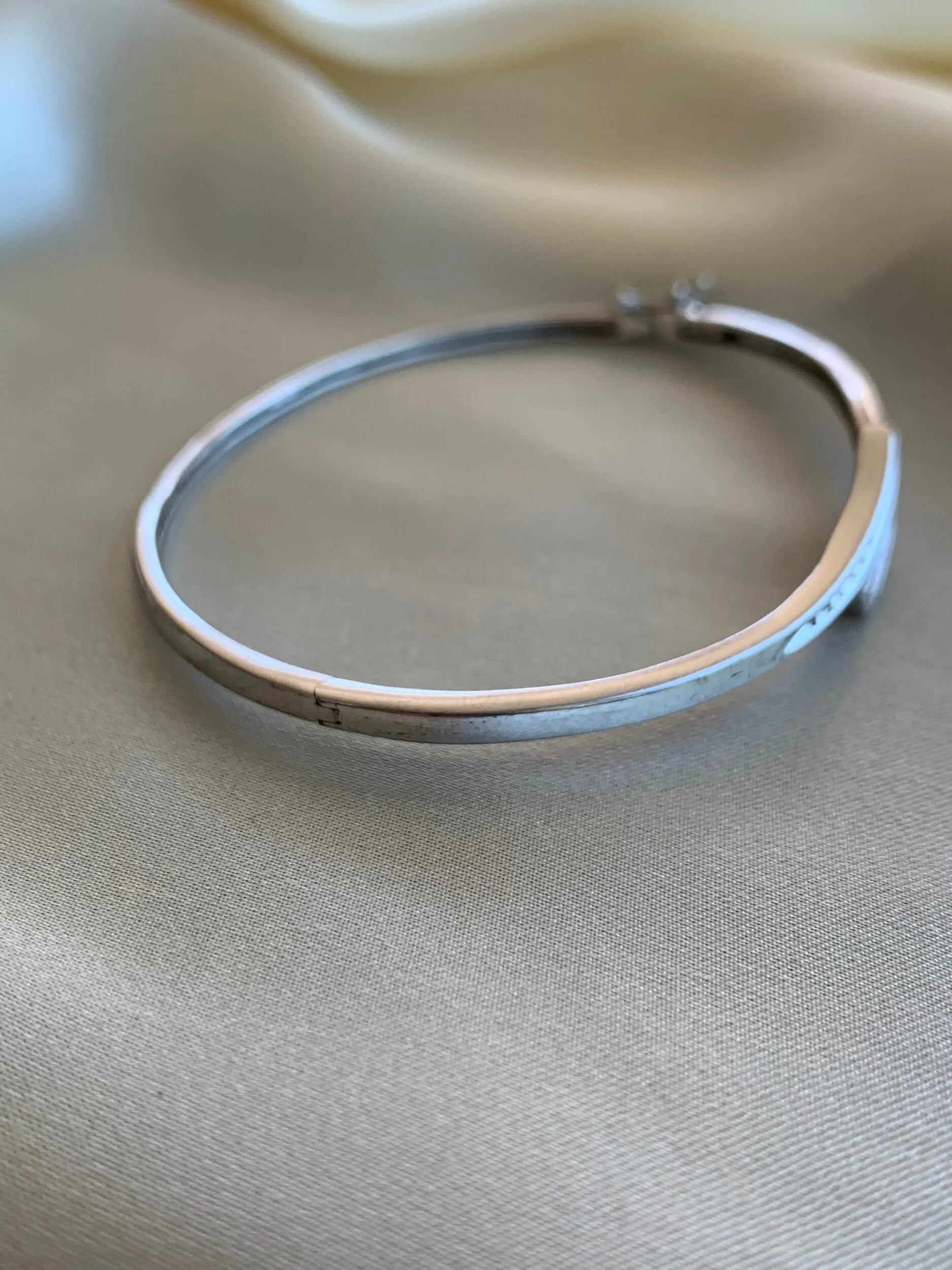 15DA2CA6-F662-4BCD-B05A-BA24F0418E51