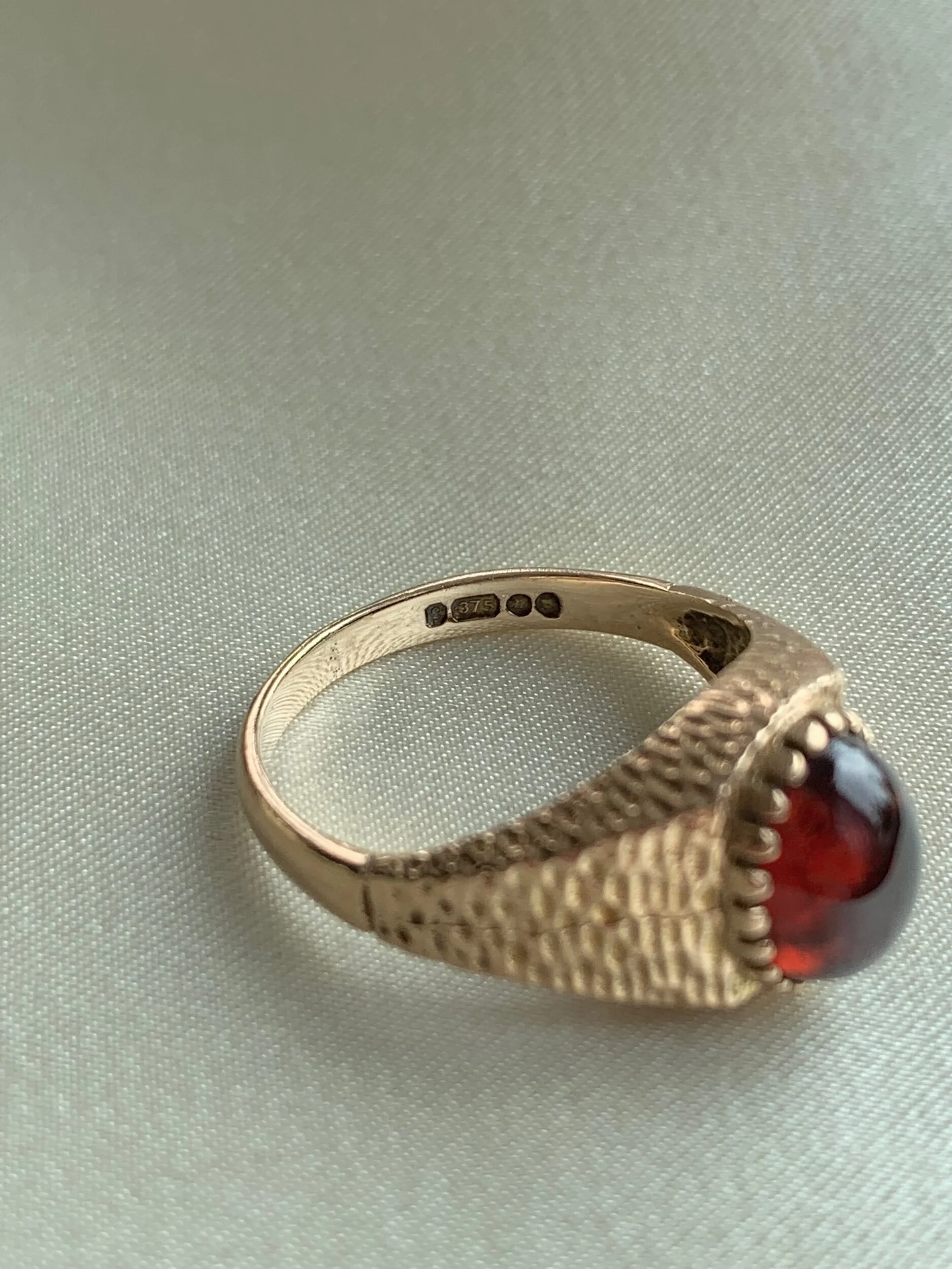 6A0E3D7F-FBA6-4AA4-BE3A-8D6831883B63