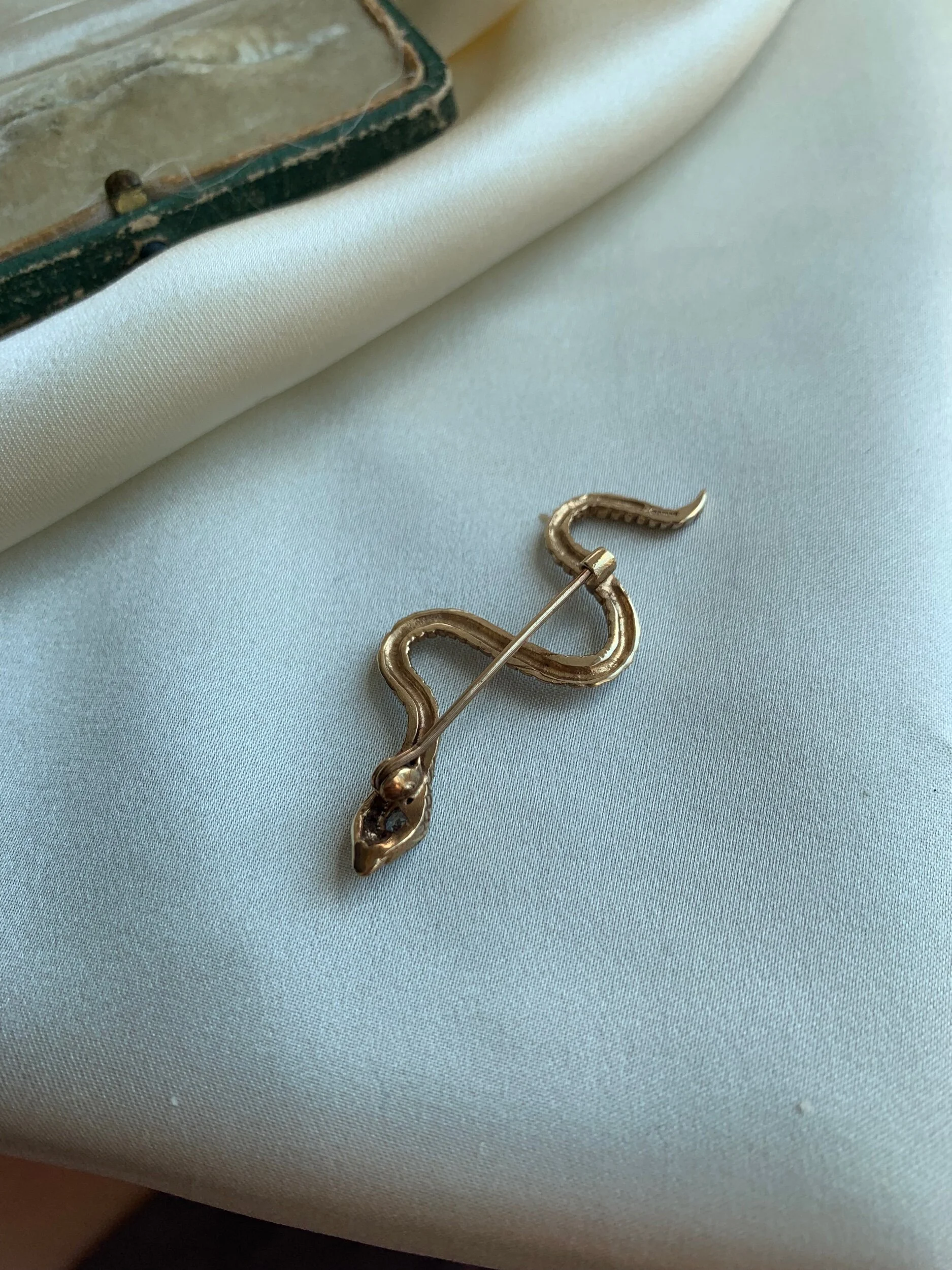 CCA40F9B-8014-4661-B29A-1135AEC08ADC