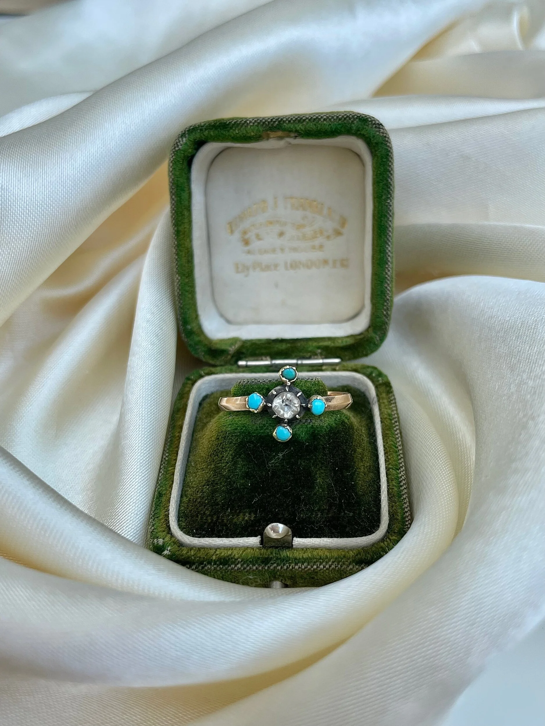 0F991F85-218D-47A6-A716-10EA305F9174