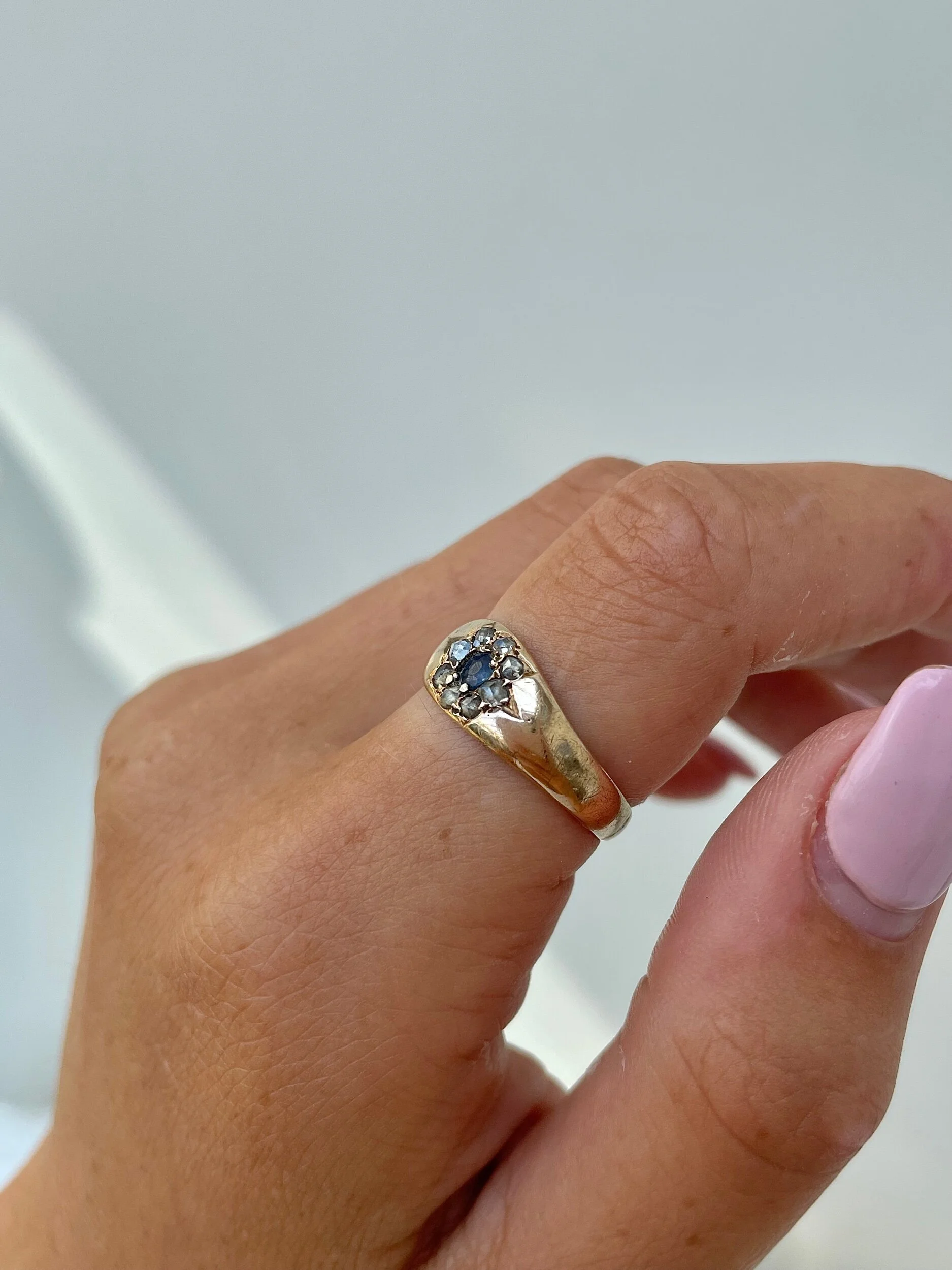 4CC55EDF-CFAC-42EA-9999-7B791FE72FED