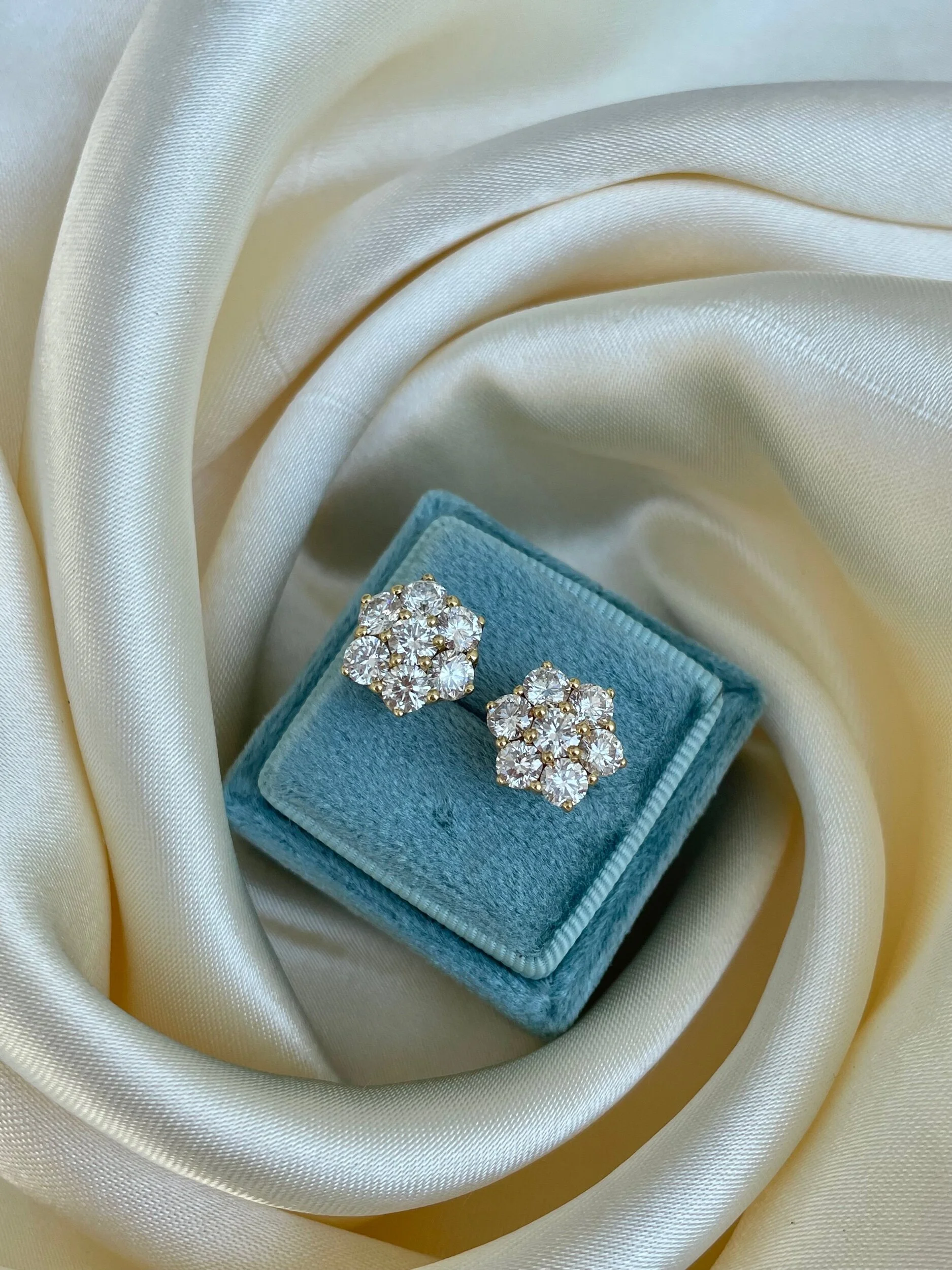 B6E37A9A-FCB3-4E1F-85E2-B42BBE3B95B6