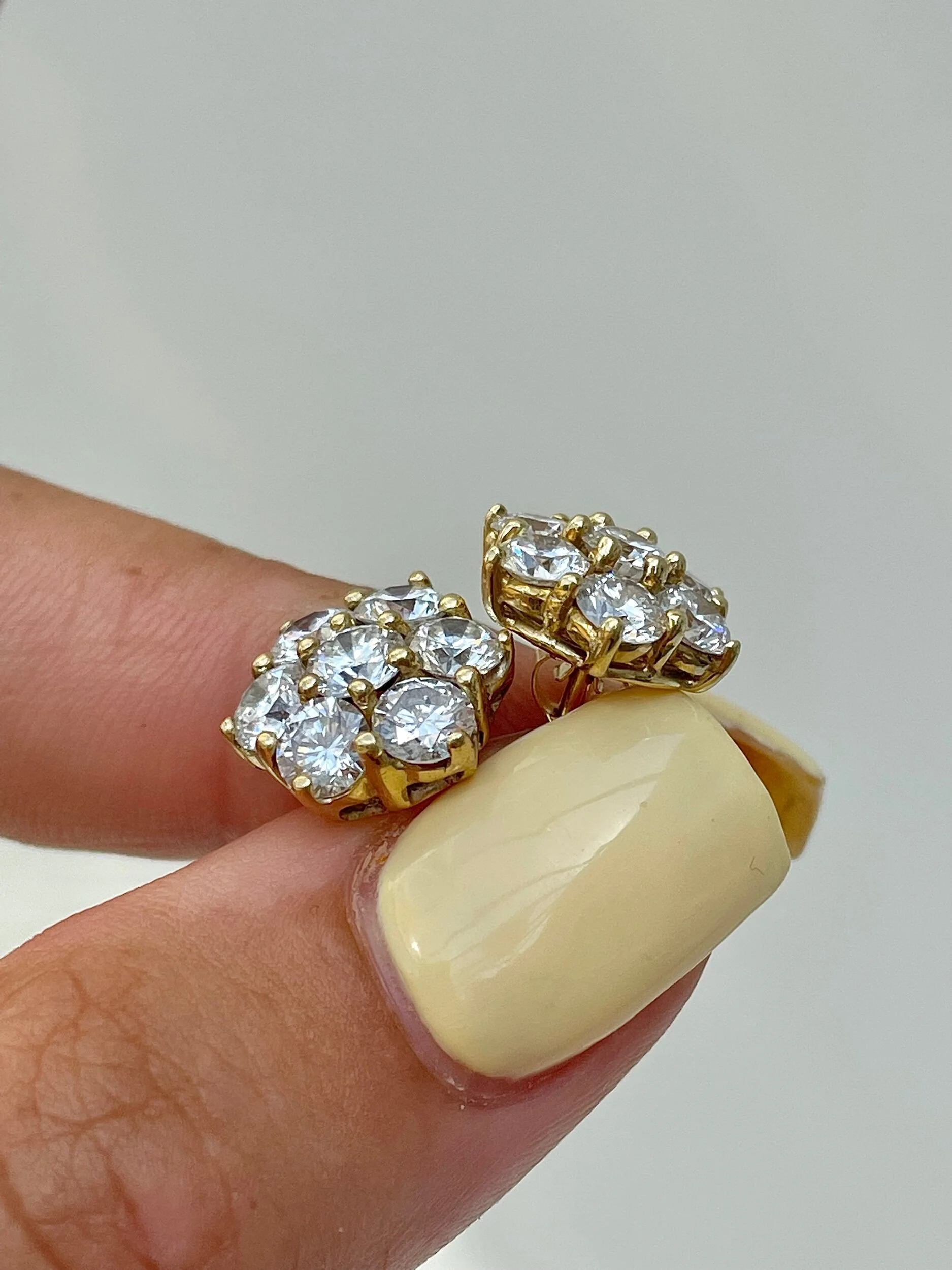 E22A5D56-074A-4CD2-9D0B-519B53355E55