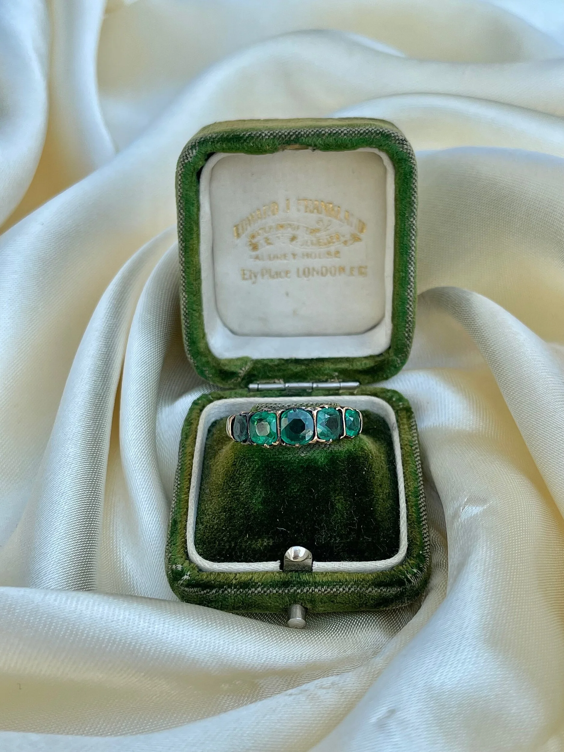 6E62DB1D-A514-4FD9-8BFA-EA231B80B37C