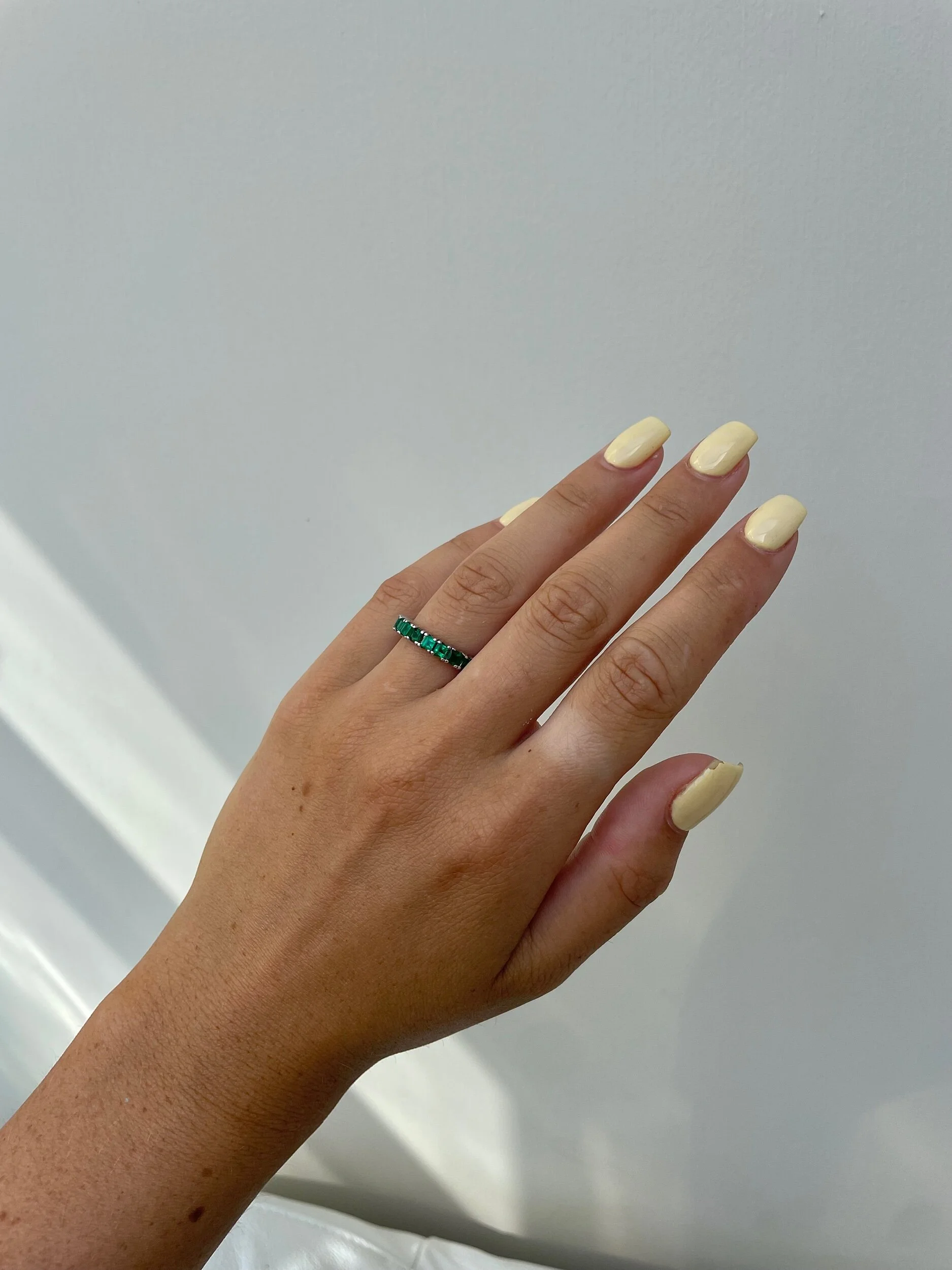 DD59A3A2-3E32-4E3A-B912-EC113A64F46E