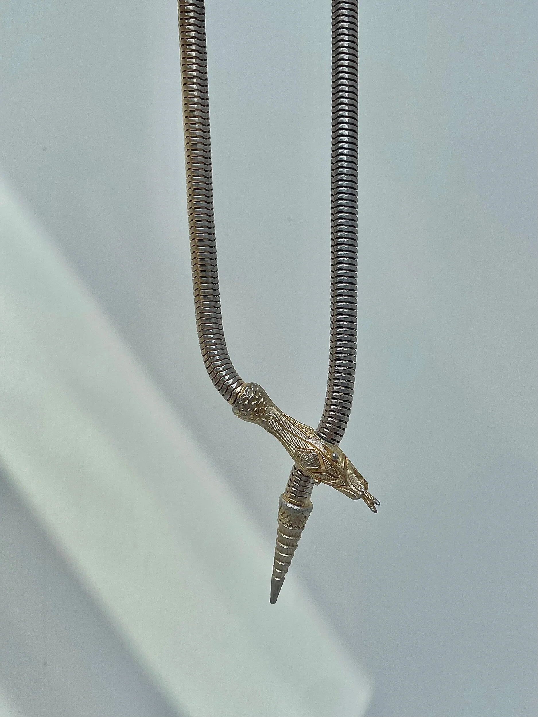 3022F5F6-E6C4-42AE-B0D2-DB924F6E3A3B