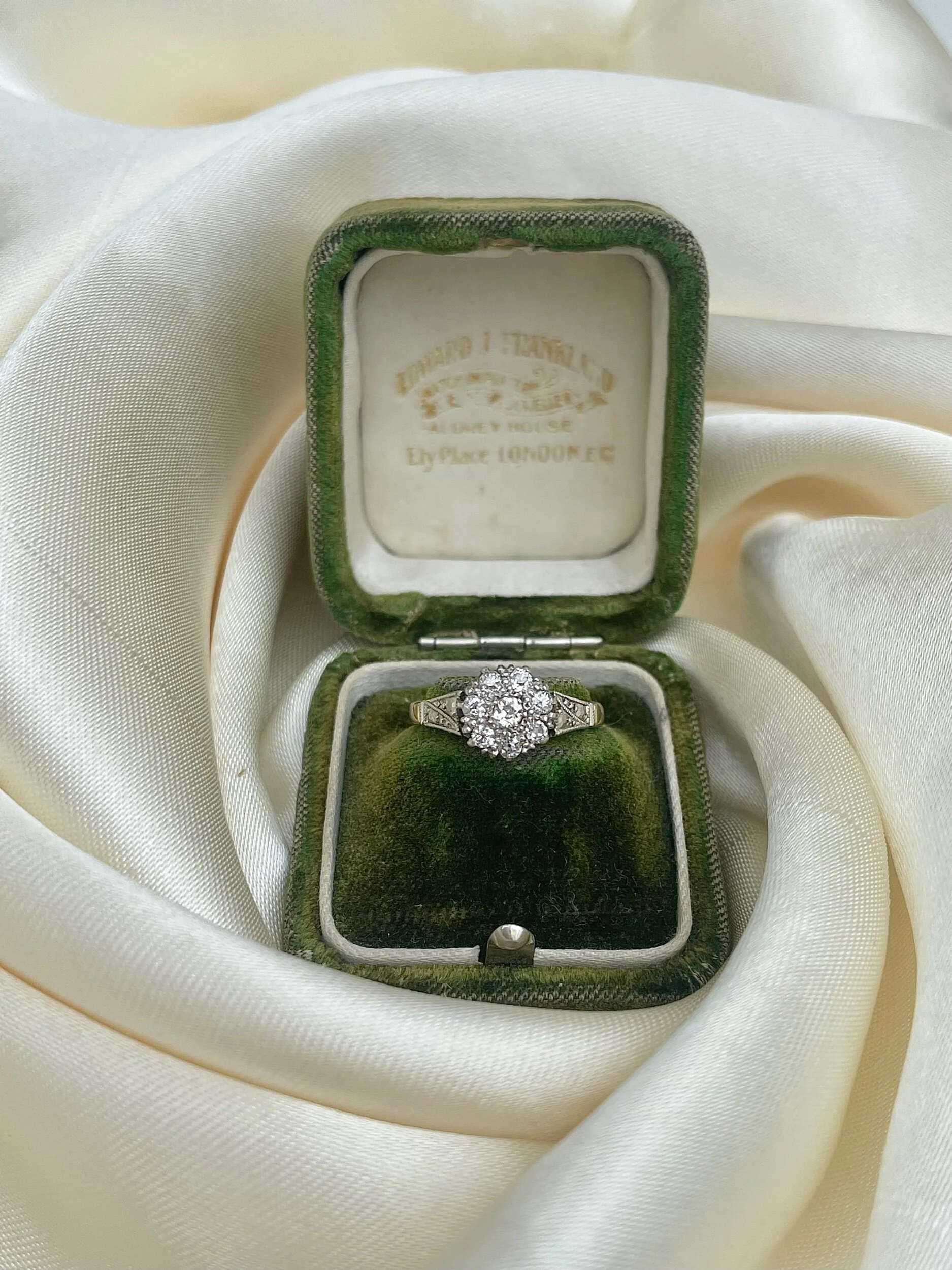 83168ED2-6C2C-40A3-86F4-0906F59B6561