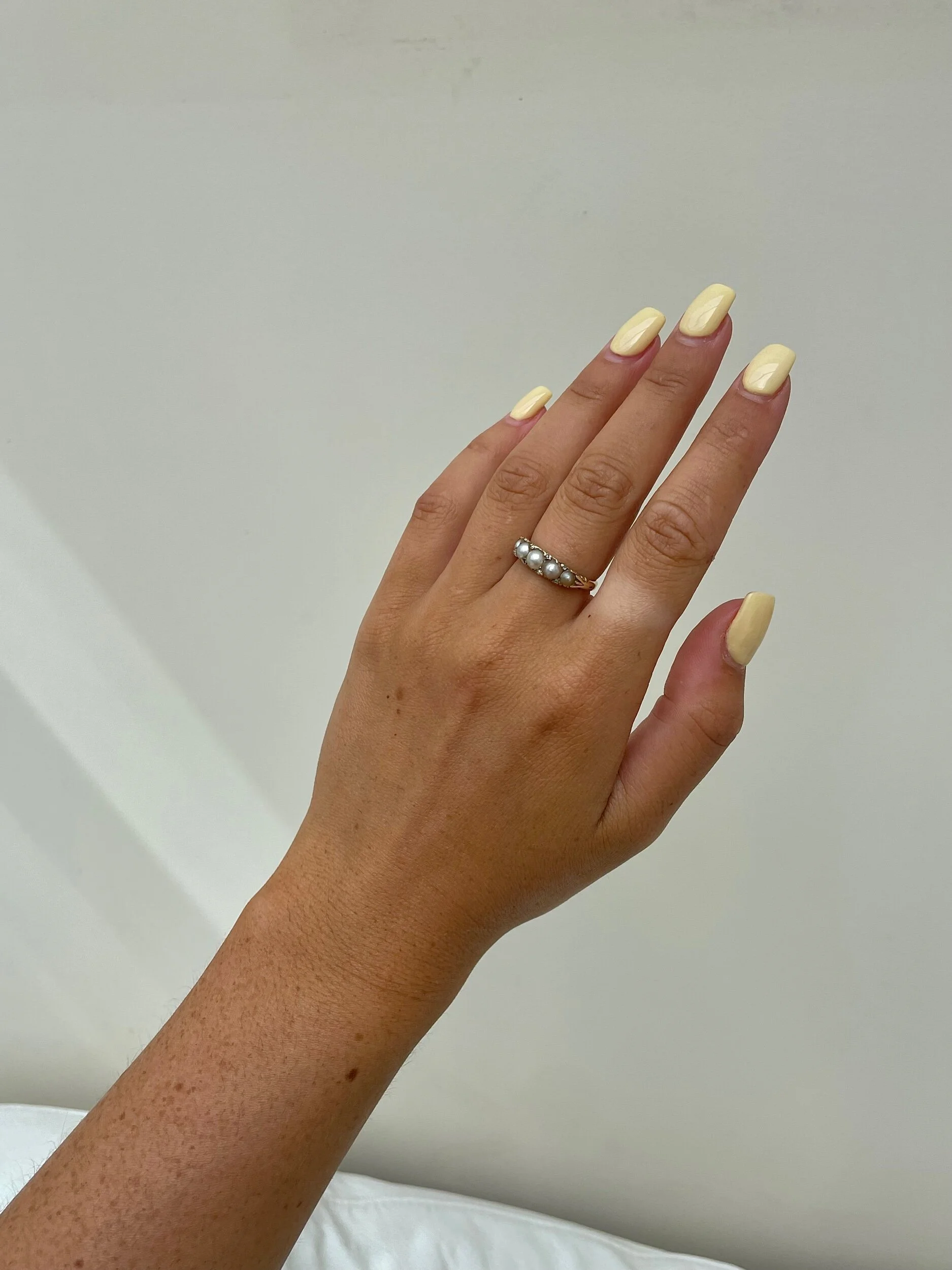 01433FF5-E6E1-4A64-AE82-31AAC862ACAC