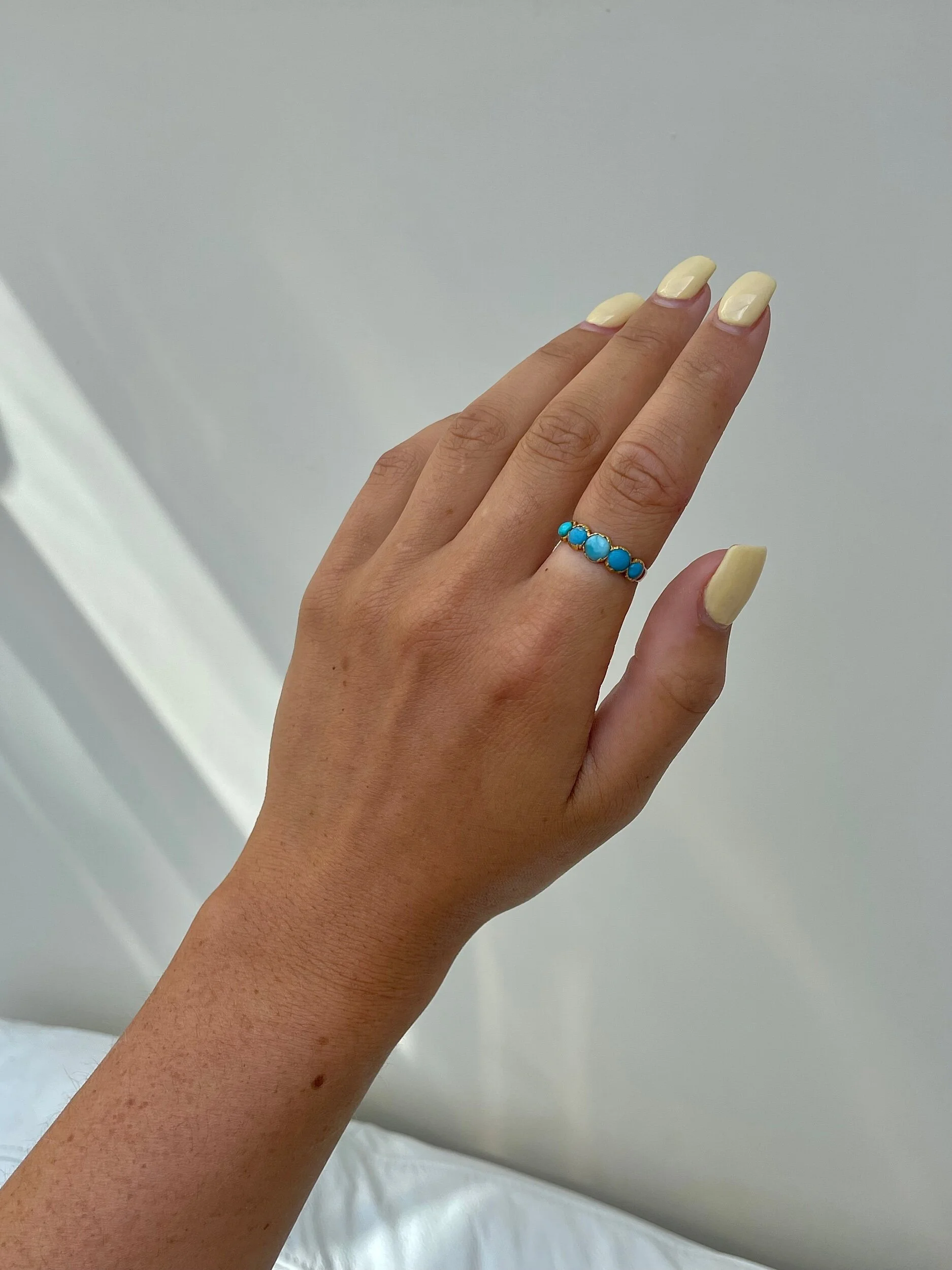 835B1940-19D3-44AE-B5DE-75FE64FEDEA7