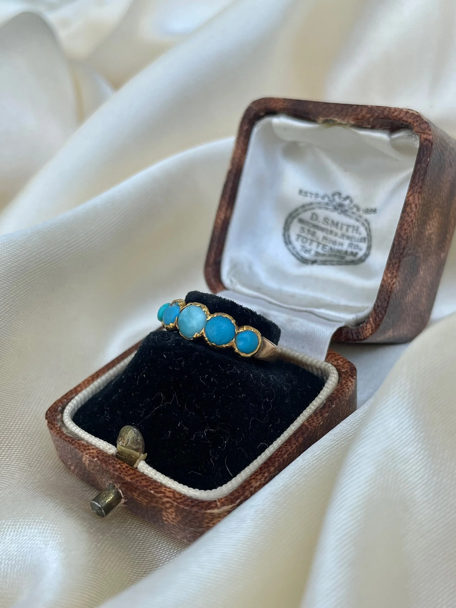 31759F79-83DE-44FA-8173-E450BB776C8B