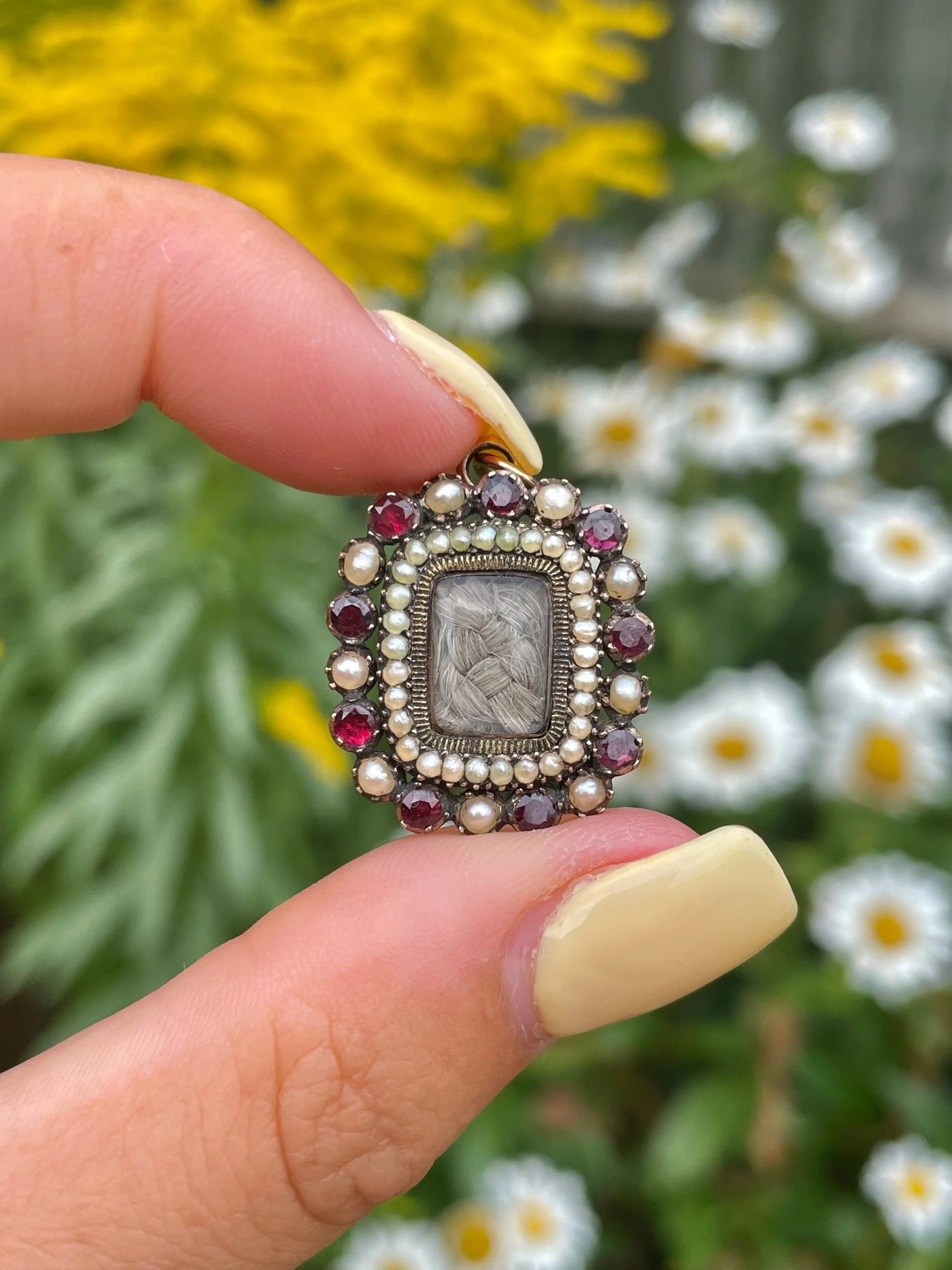 1C64D279-90B1-4856-A645-0FB8652EB287