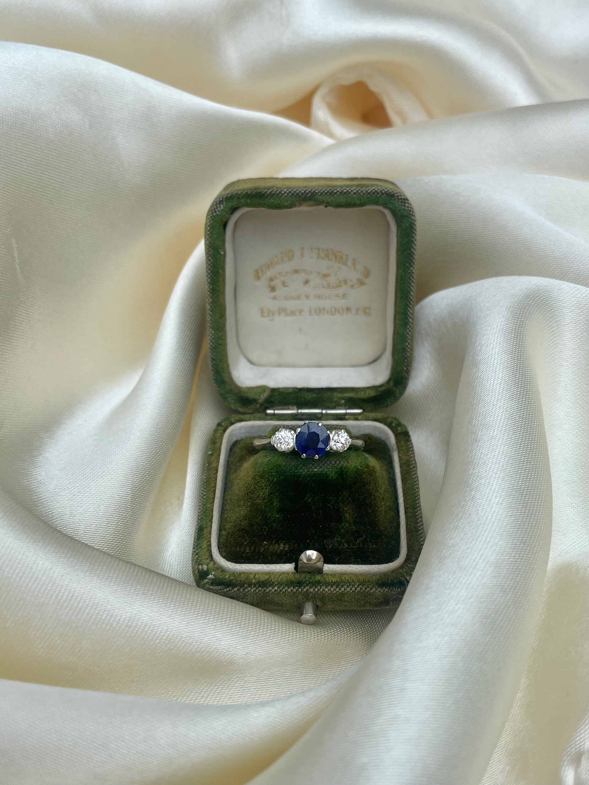 1FE7025A-DA50-4699-A9E3-DAE5EAFB5DC1