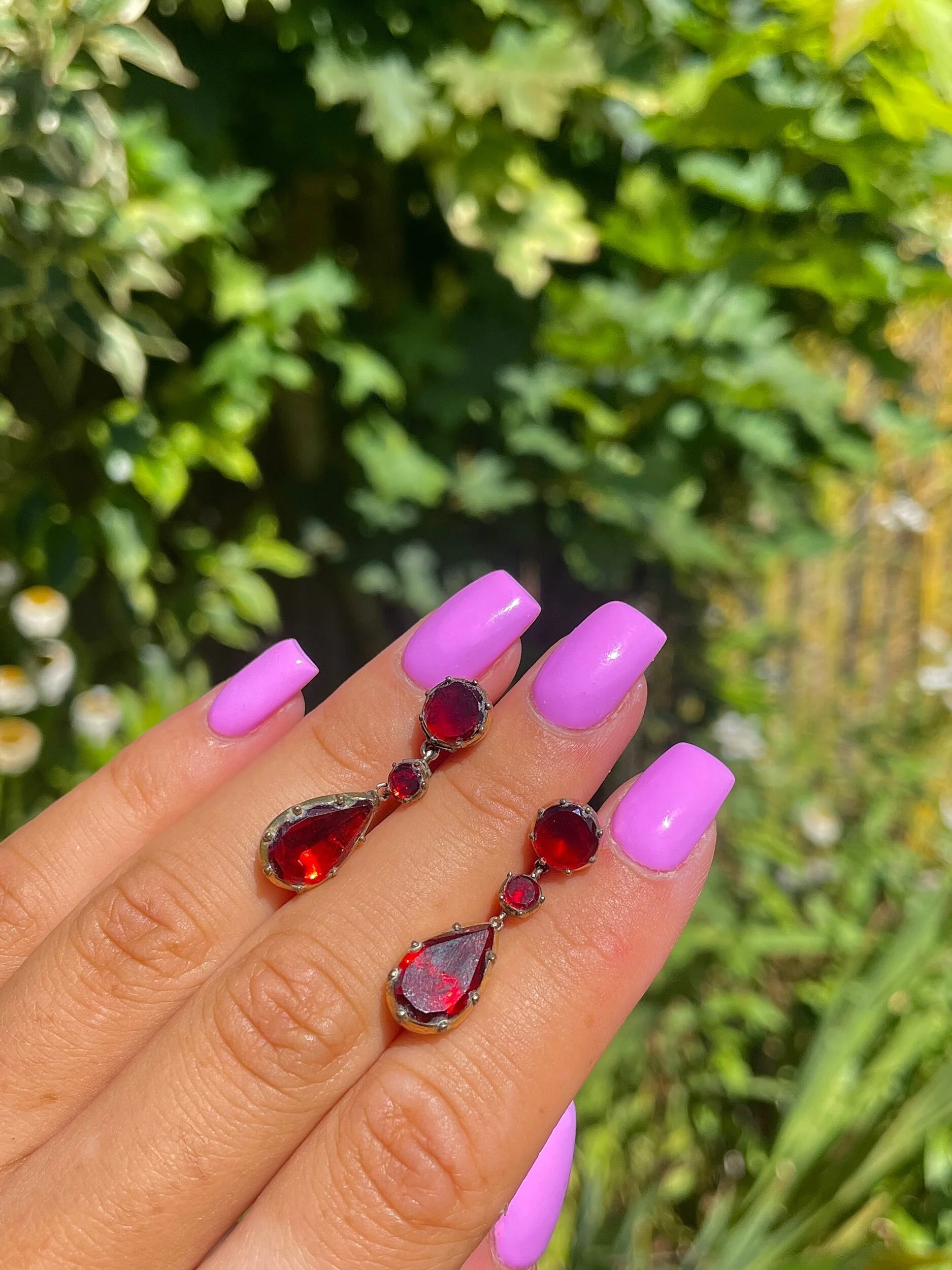 DBCDA952-E7ED-4A11-BDA2-DEA14894C4AD