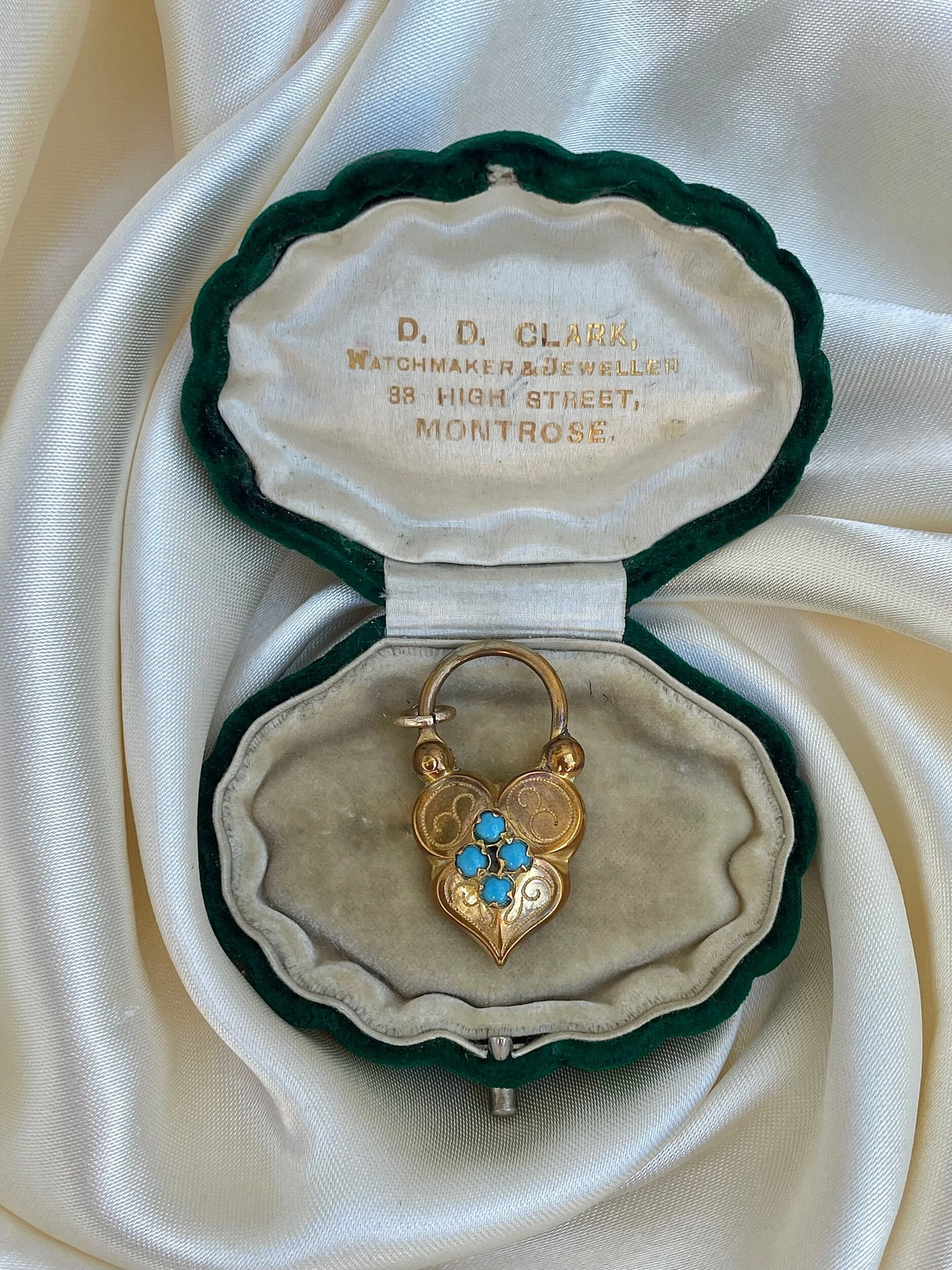 958D3610-142C-4FC8-B8F5-B37192E970BA