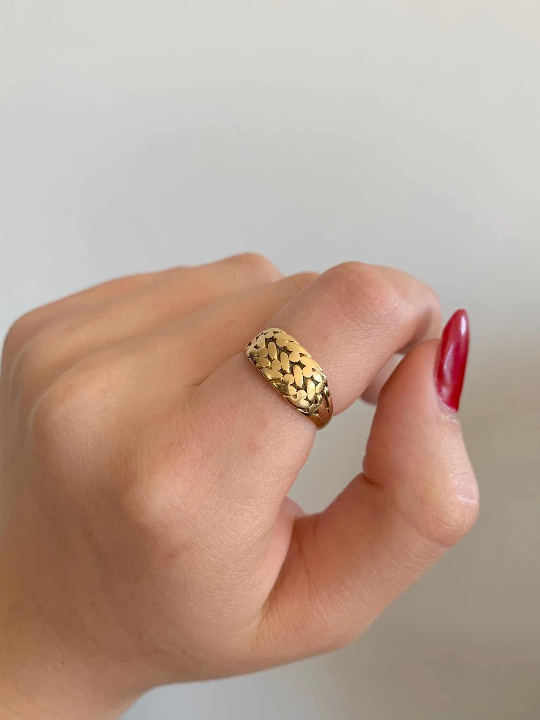 1DC85F4D-836B-4BB5-B858-E09D75972924